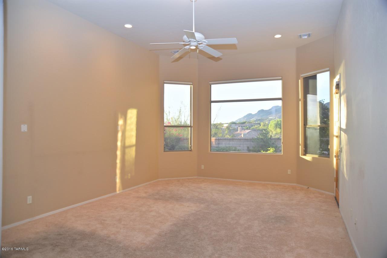 4359 E Pinnacle Ridge Place