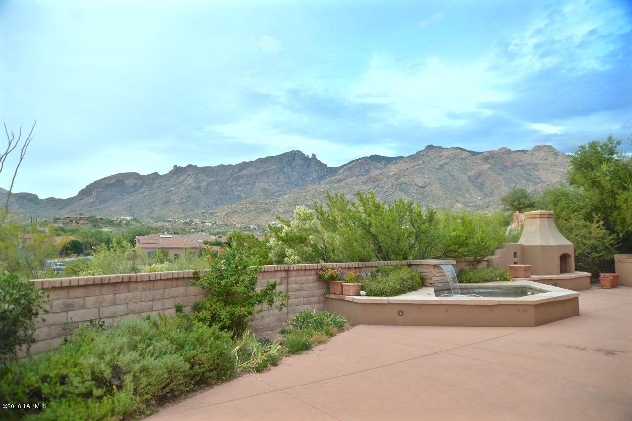 4359 E Pinnacle Ridge Place