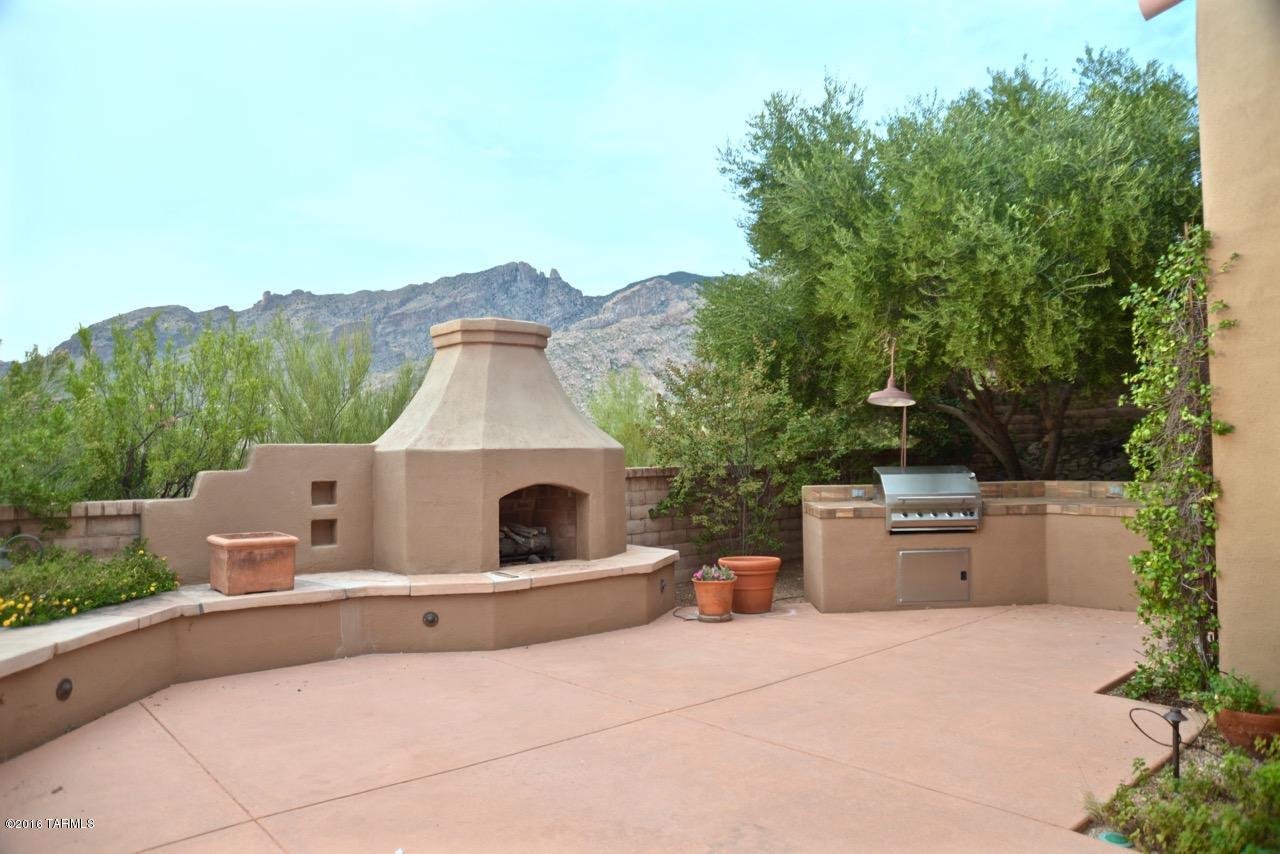 4359 E Pinnacle Ridge Place