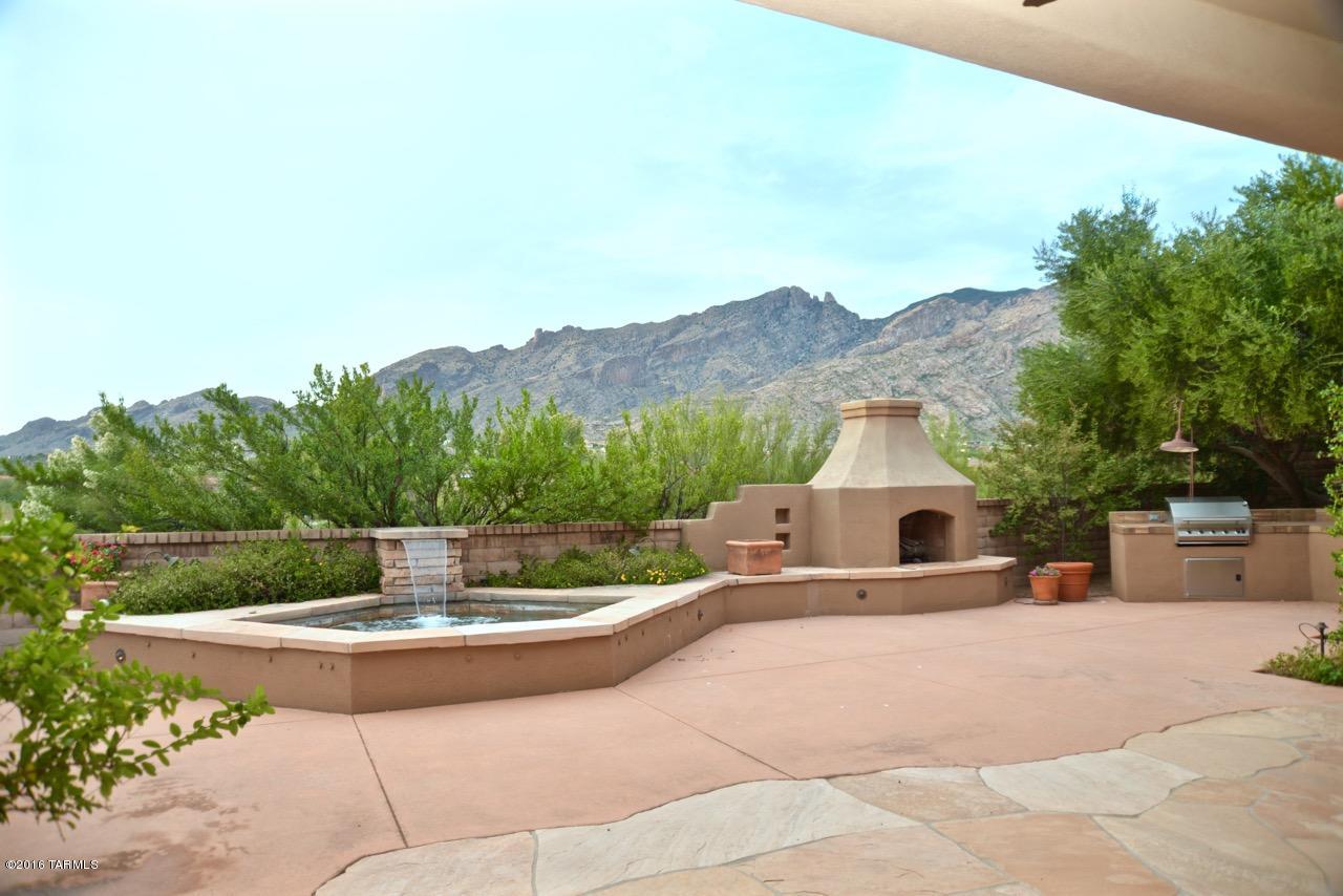 4359 E Pinnacle Ridge Place