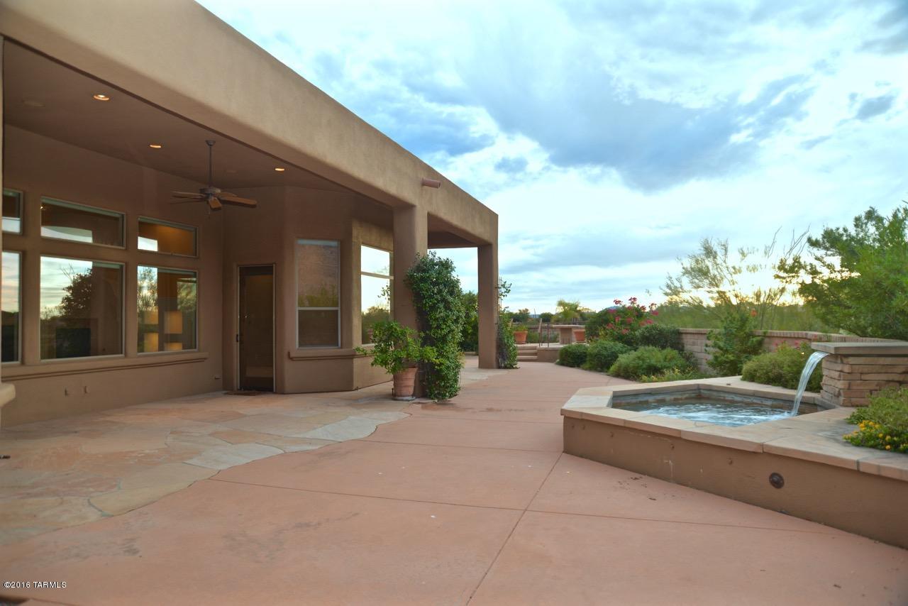 4359 E Pinnacle Ridge Place