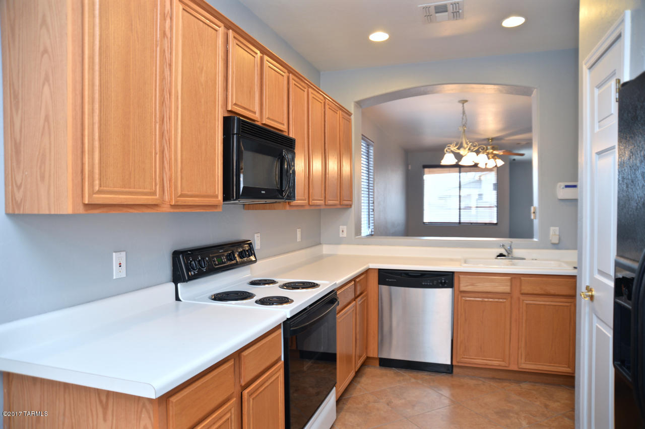 3351 N Camino Rio Colorado