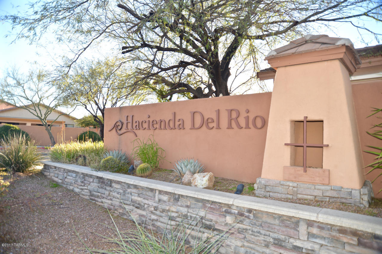 3351 N Camino Rio Colorado