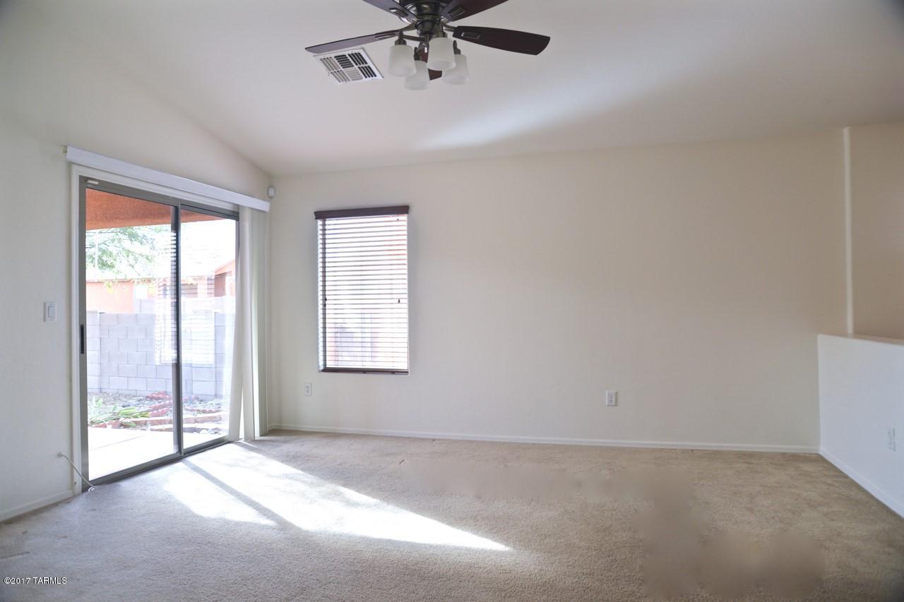 2344 E Calle Arroyo Lindo