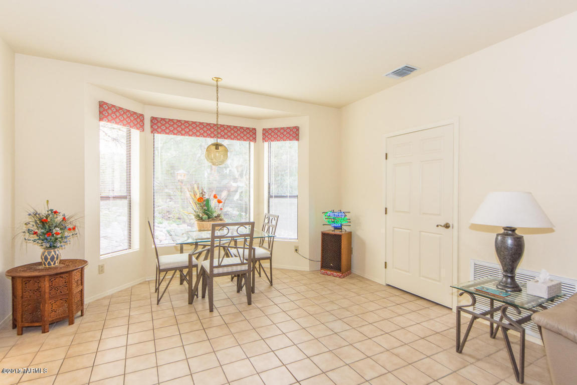 5460 N Post Trail