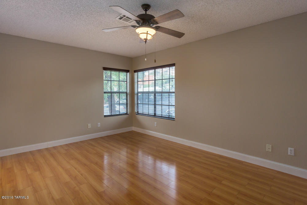 3210 E Calle De La Punta Unit: 8