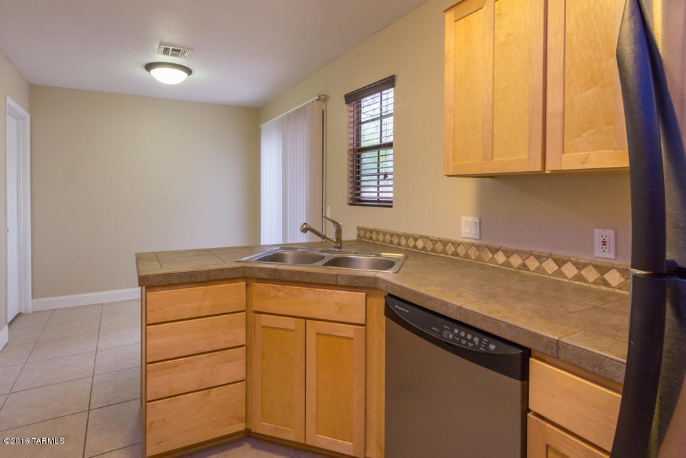 3210 E Calle De La Punta Unit: 8