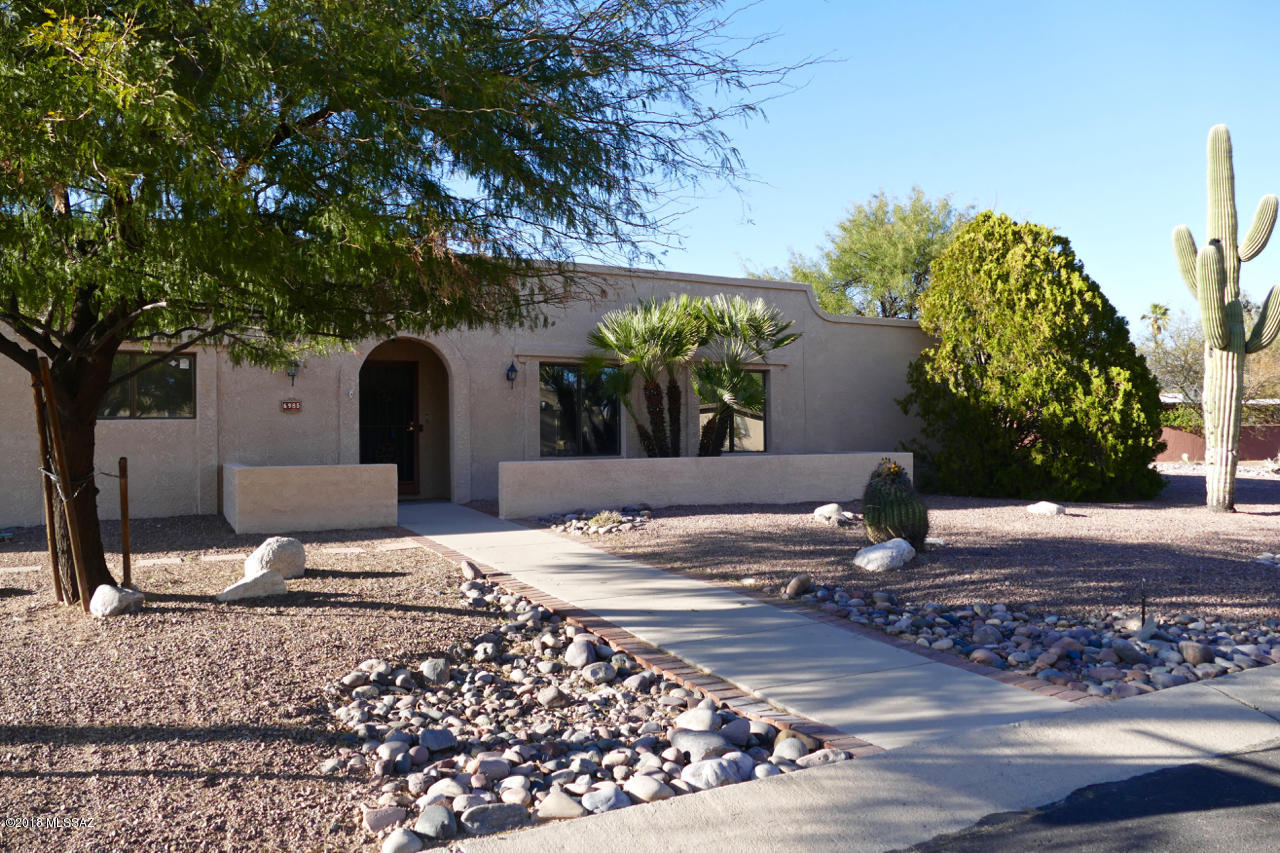 6985 E Calle Cavalier