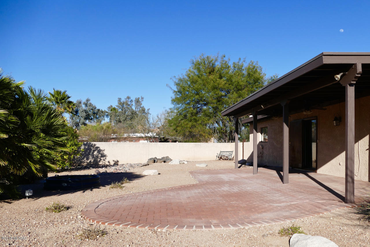 6985 E Calle Cavalier