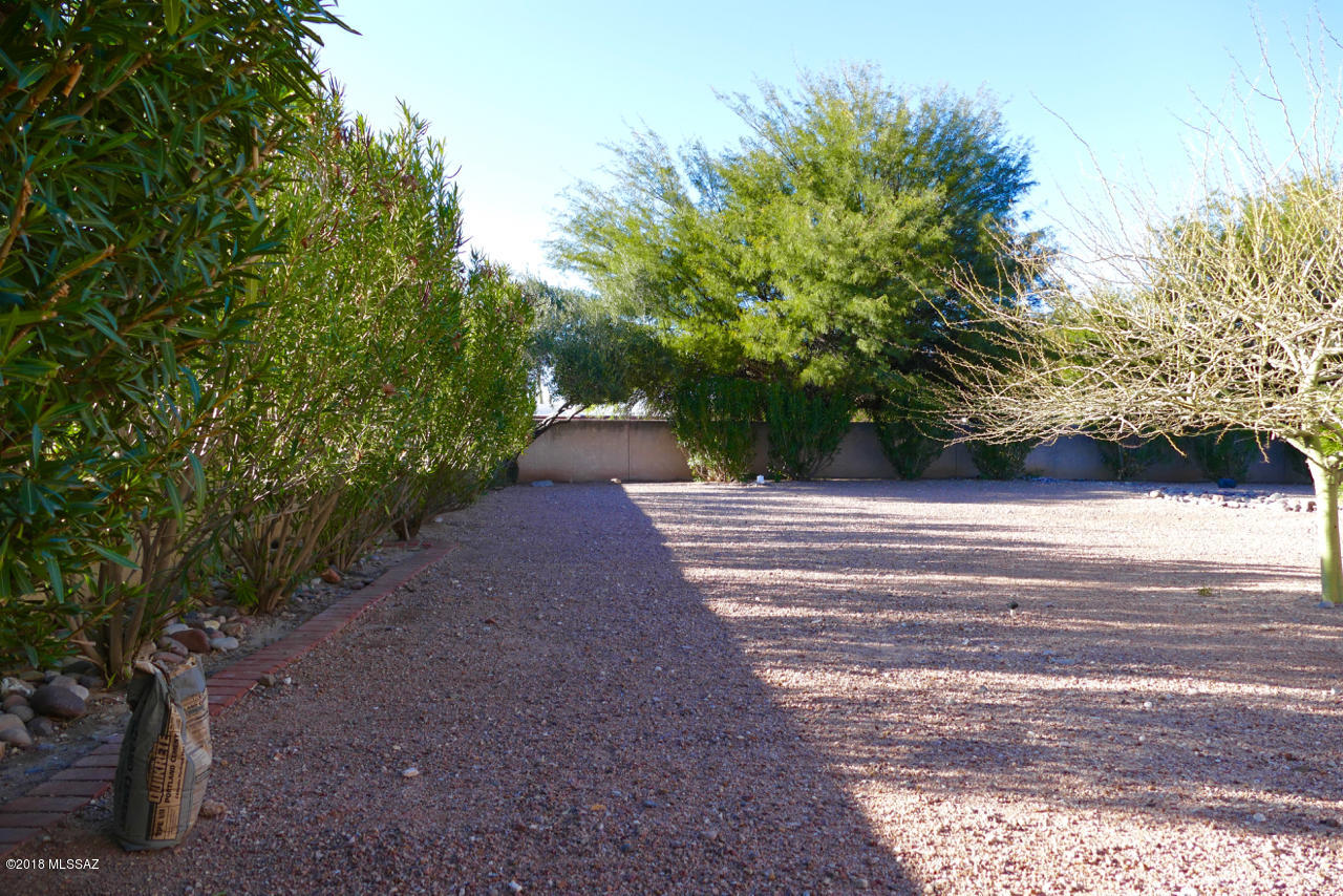 6985 E Calle Cavalier