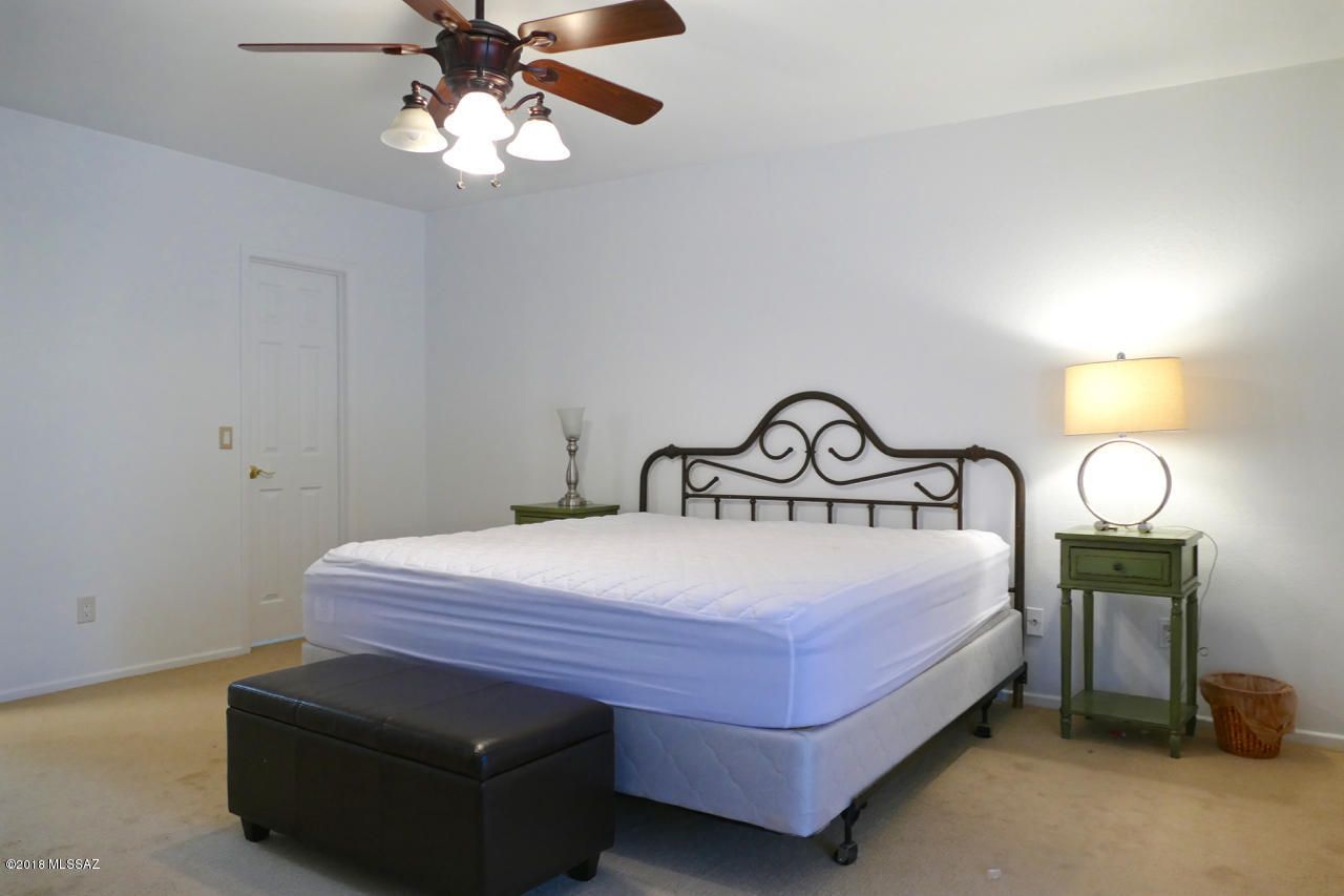 6985 E Calle Cavalier