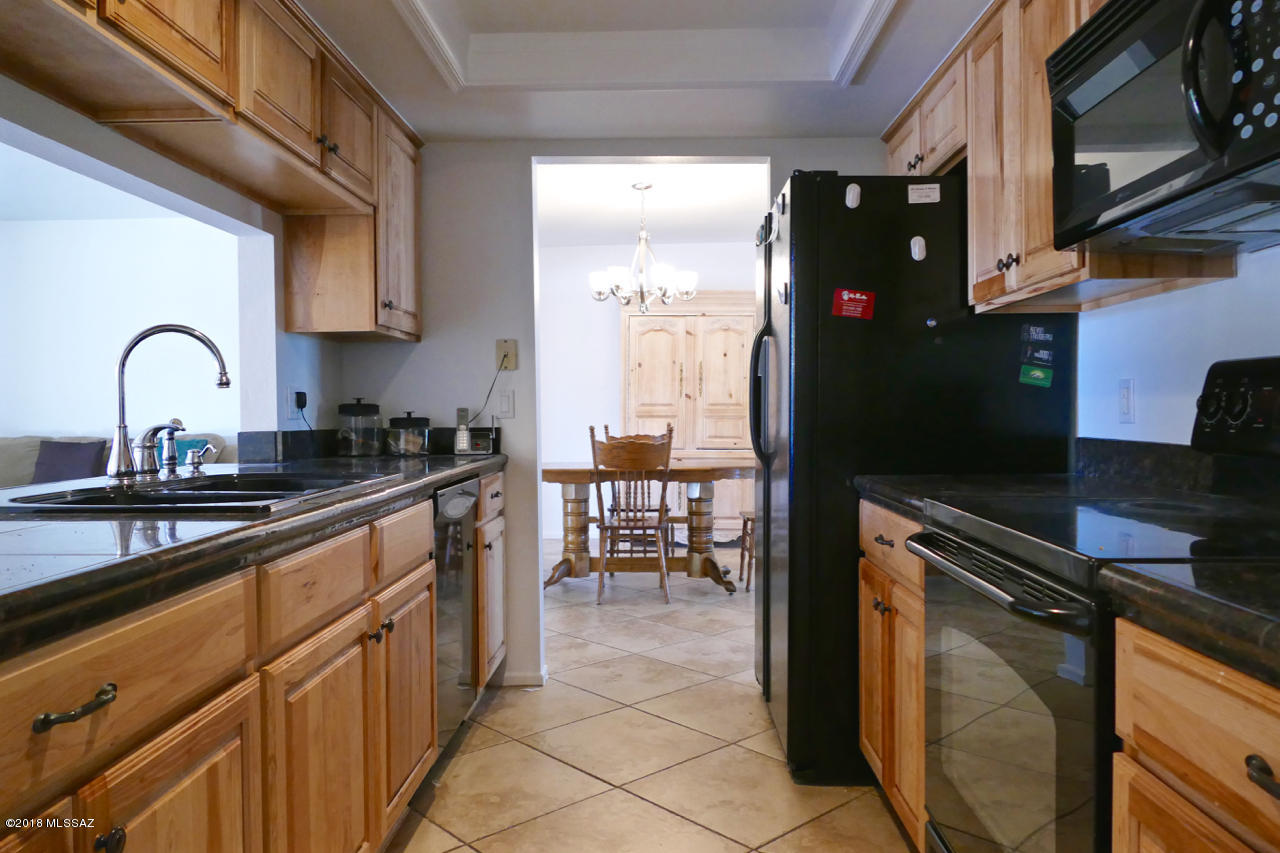 6985 E Calle Cavalier