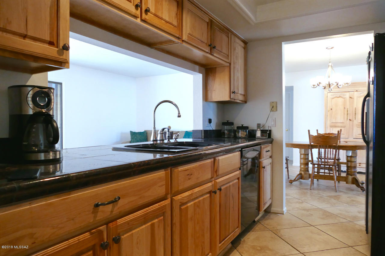 6985 E Calle Cavalier