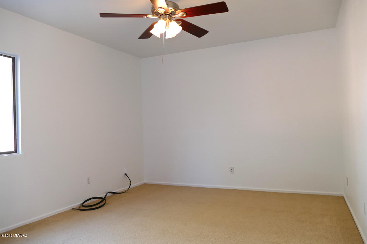 6985 E Calle Cavalier