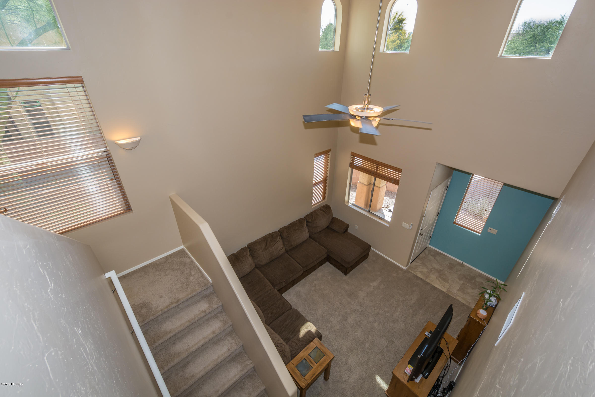 1618 W Green Thicket Way