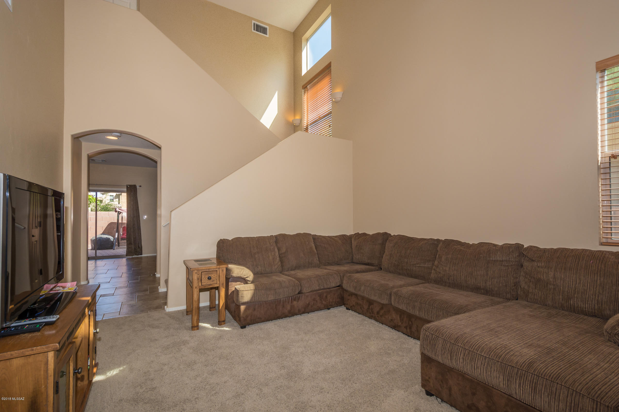 1618 W Green Thicket Way