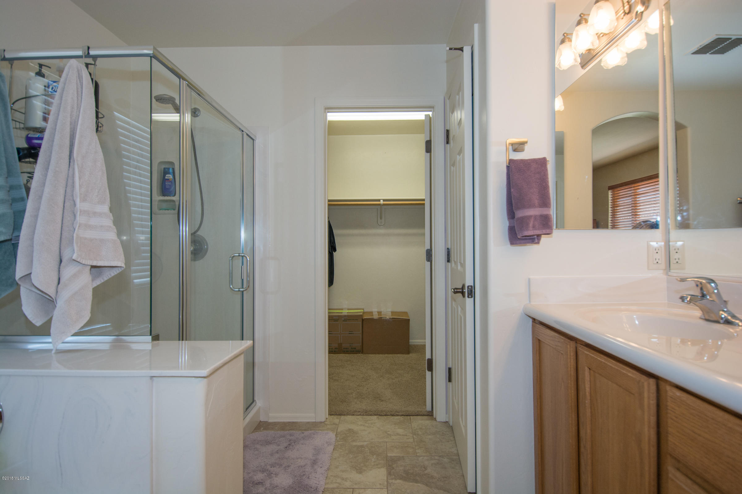 1618 W Green Thicket Way