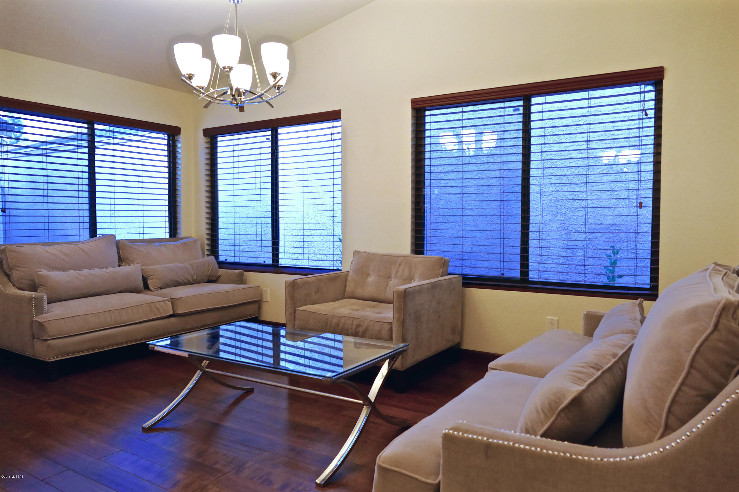 2522 N Palo Santo Drive