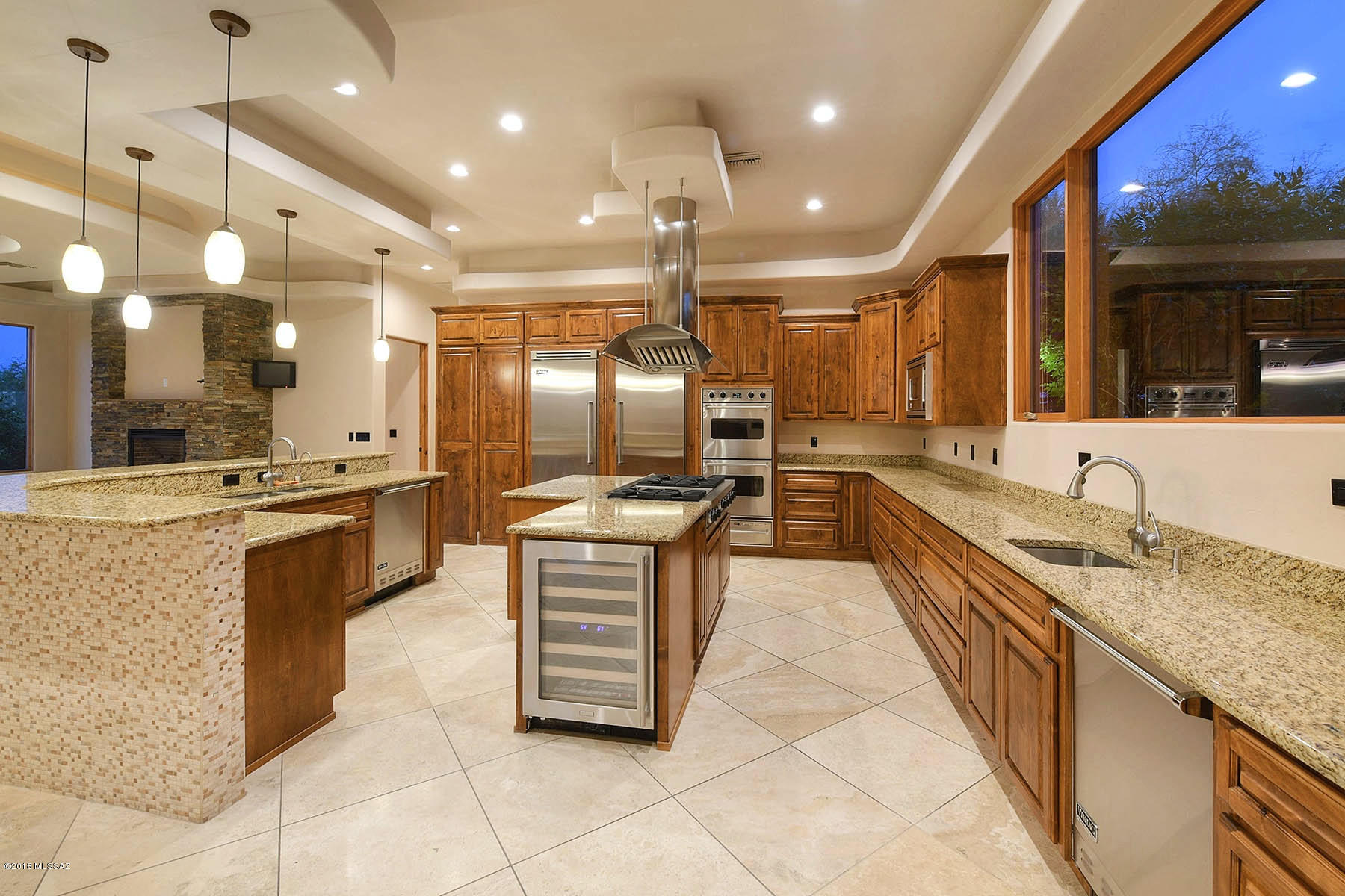 5171 N Hacienda Del Sol Road