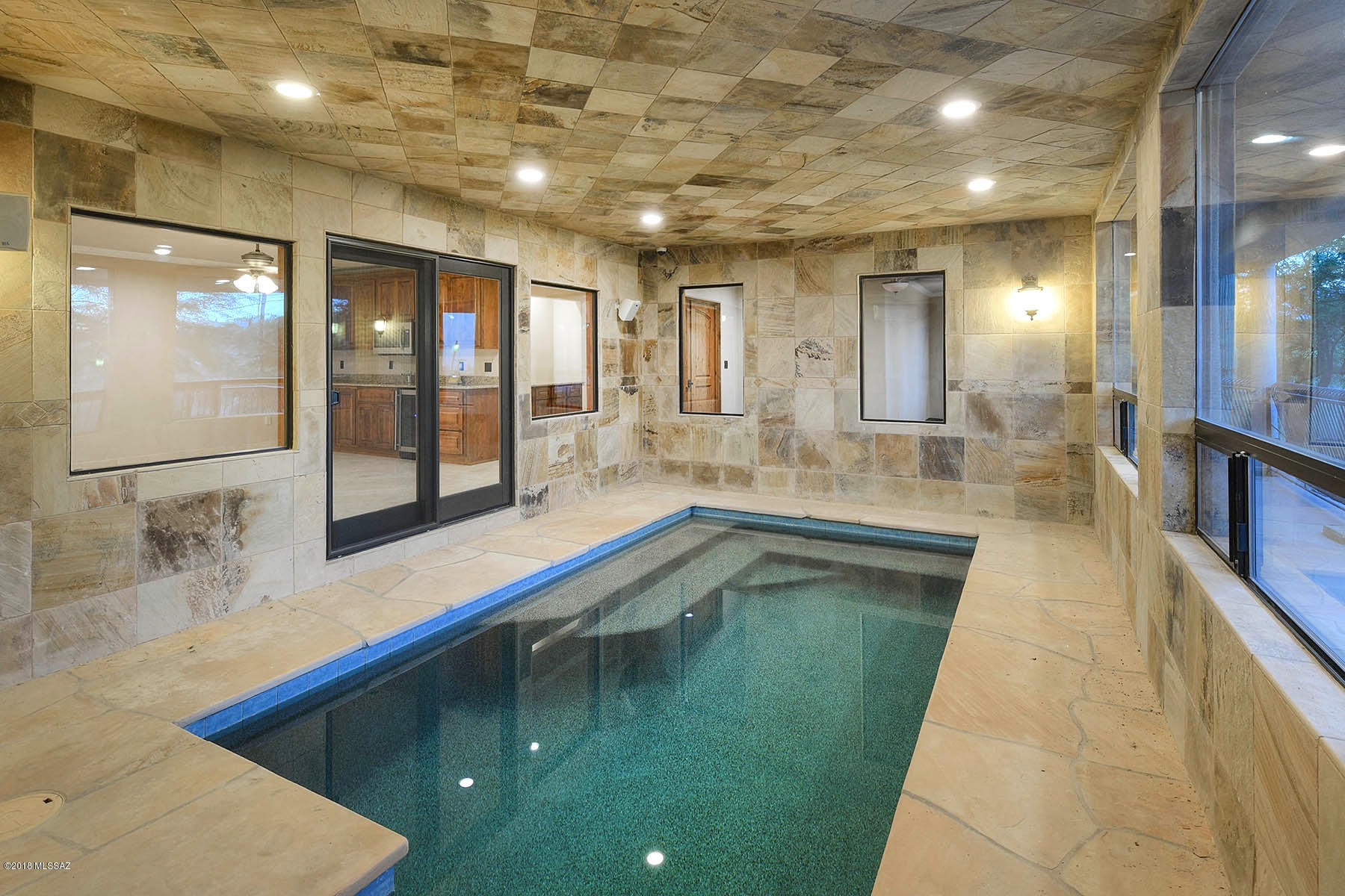 5171 N Hacienda Del Sol Road