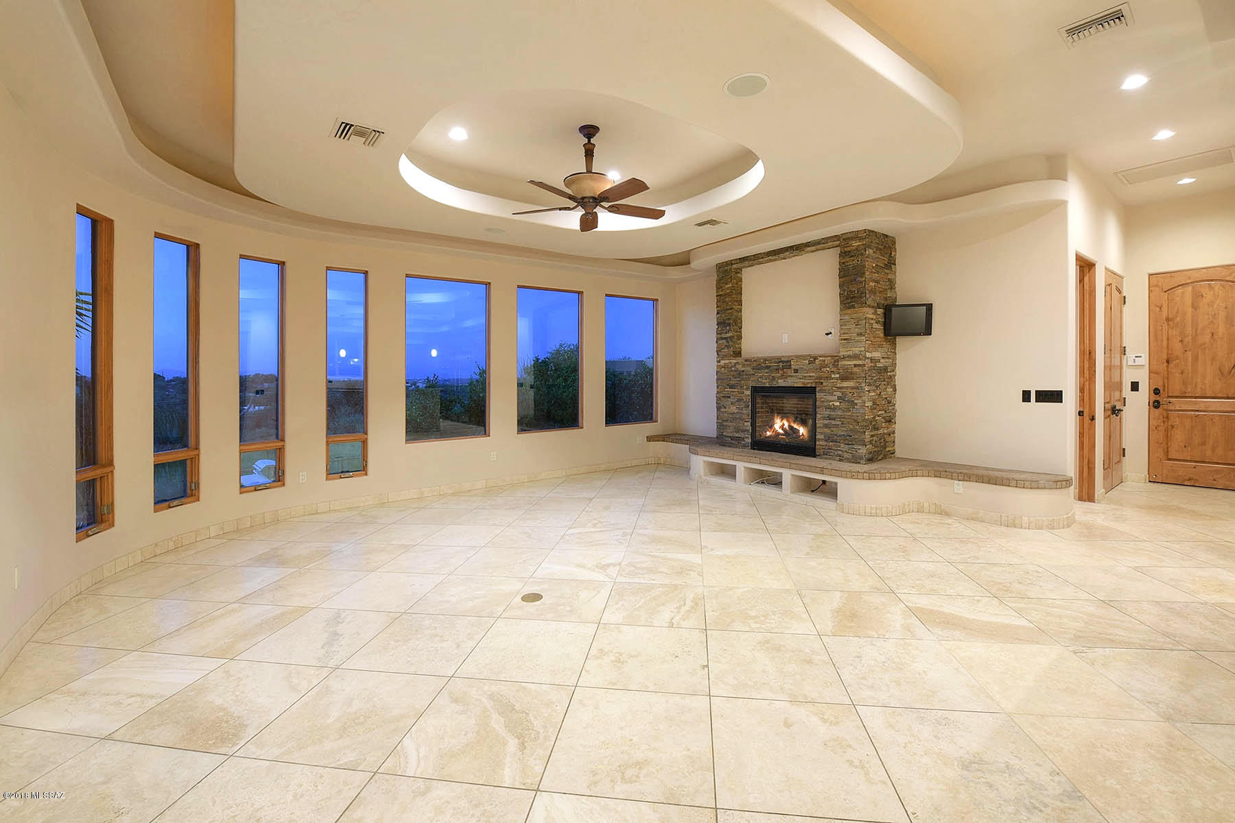 5171 N Hacienda Del Sol Road