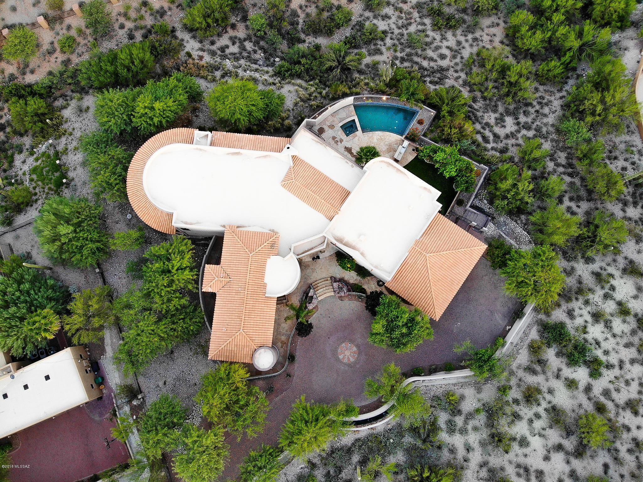 5171 N Hacienda Del Sol Road