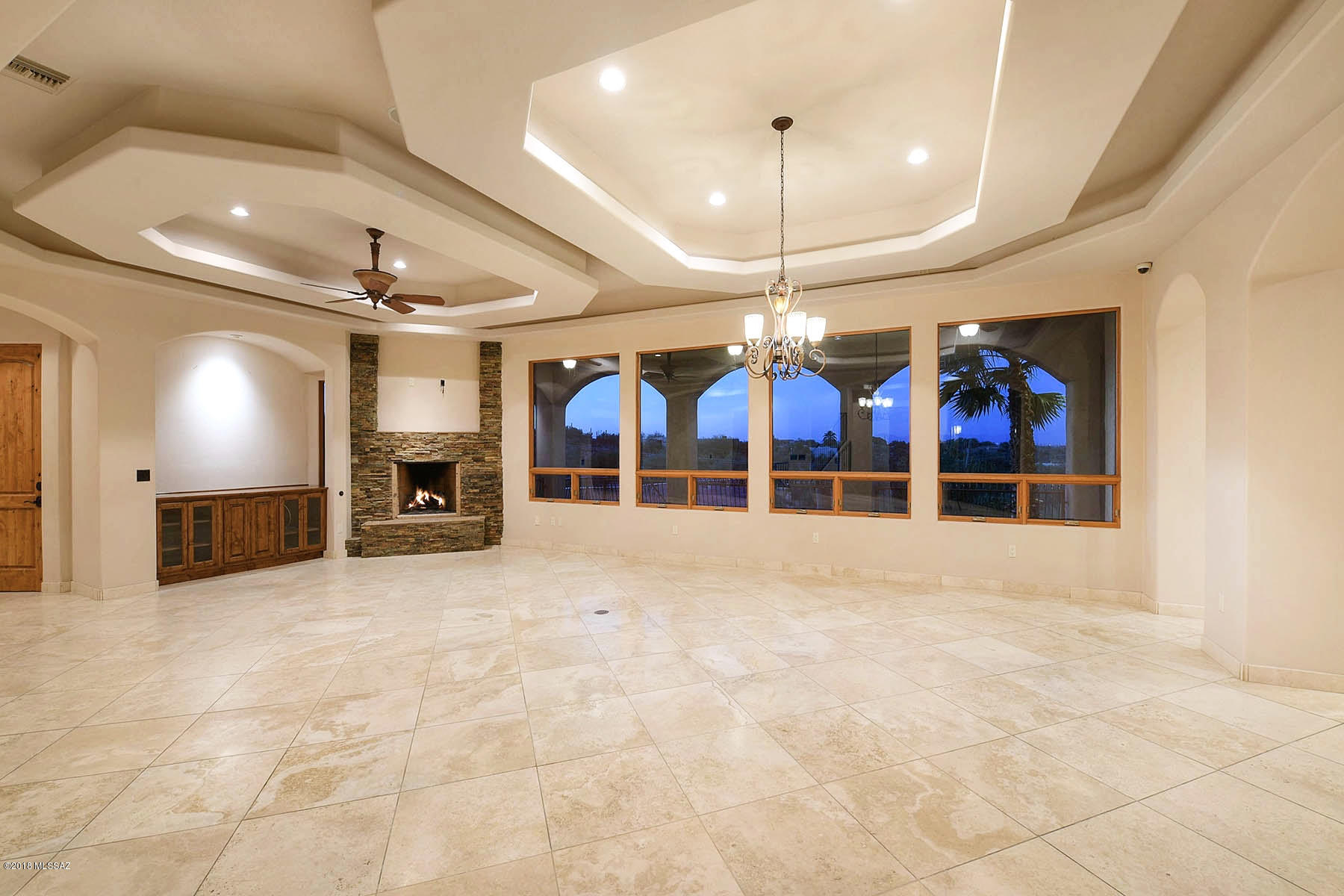 5171 N Hacienda Del Sol Road