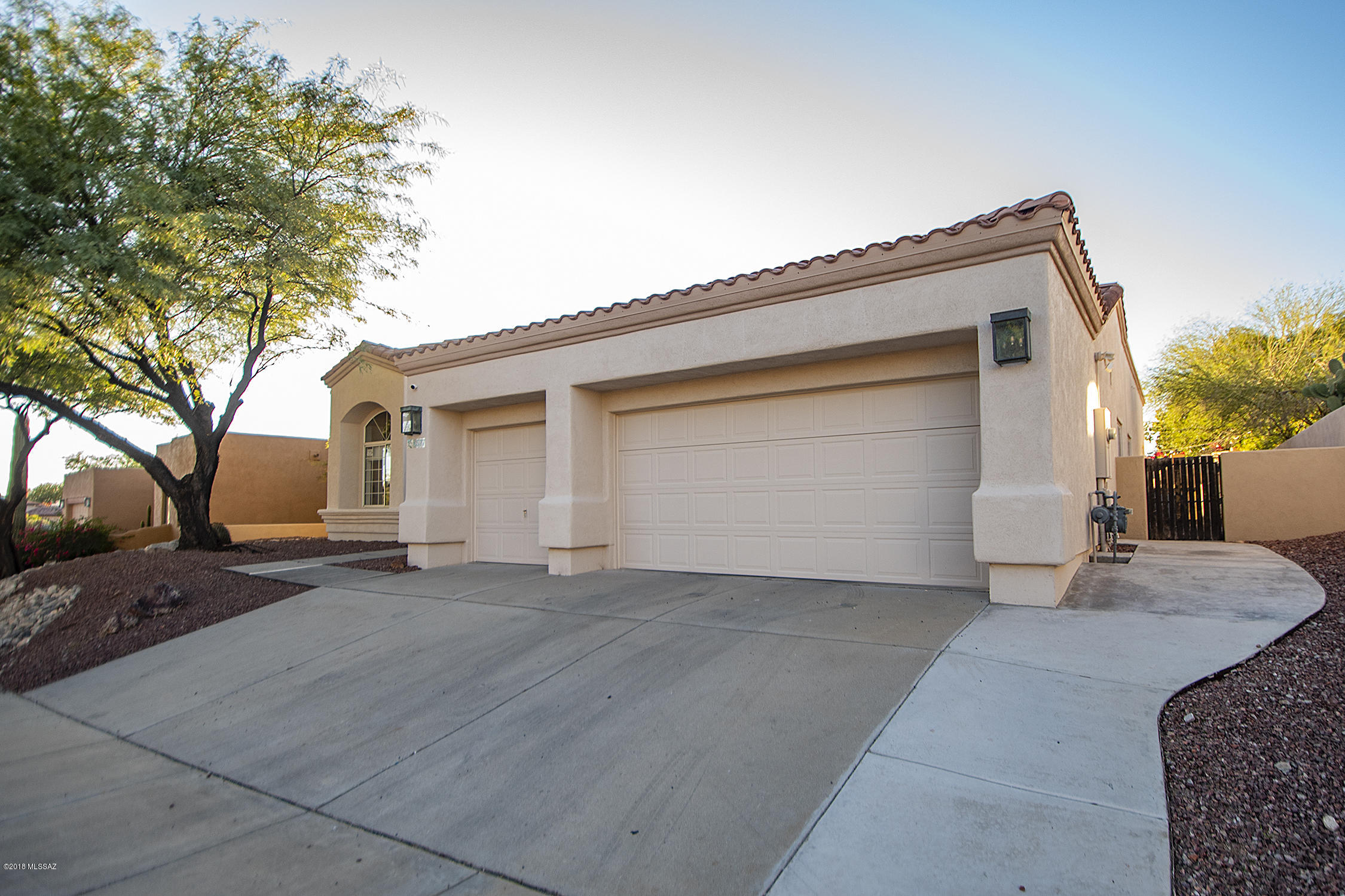 6577 N Shadow Run Drive