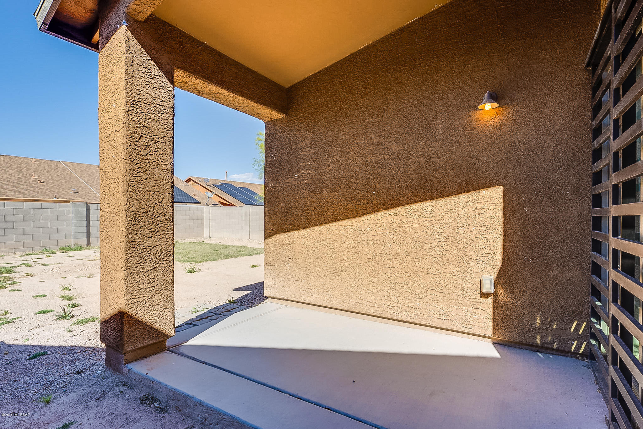 2069 E Calle Gran Desierto