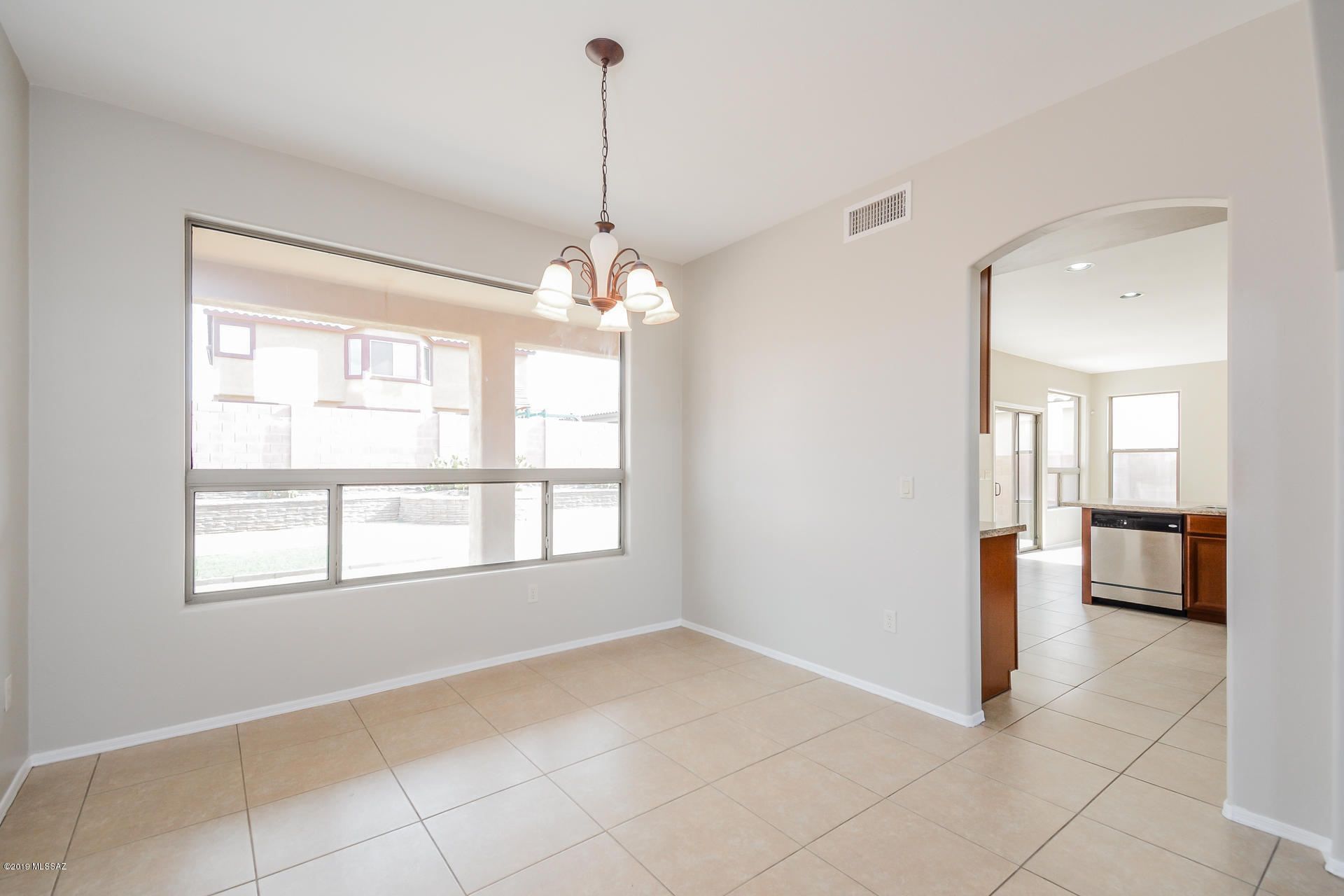 233 W Calle Patio Lindo