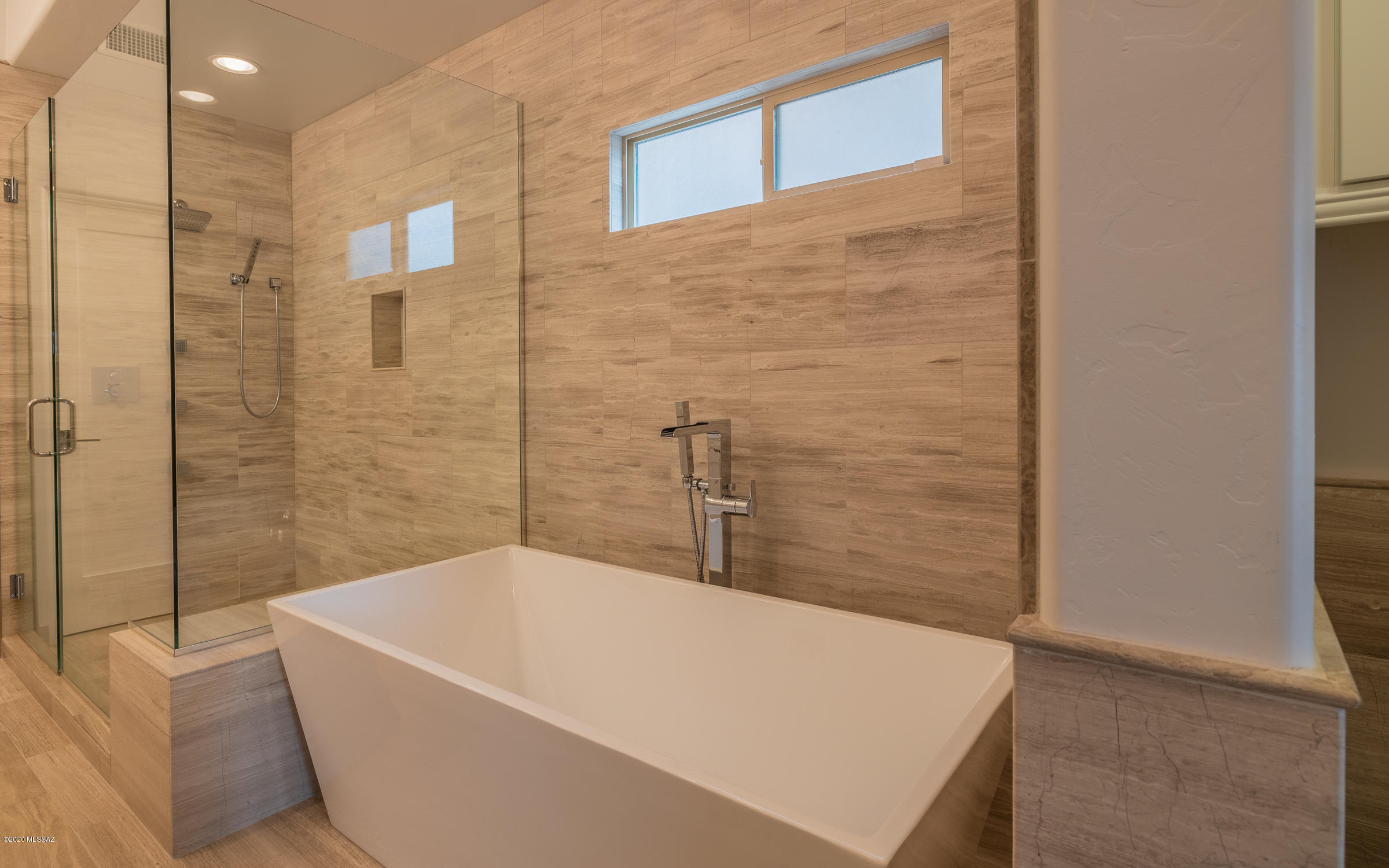 7730 Sabino Enclave Place