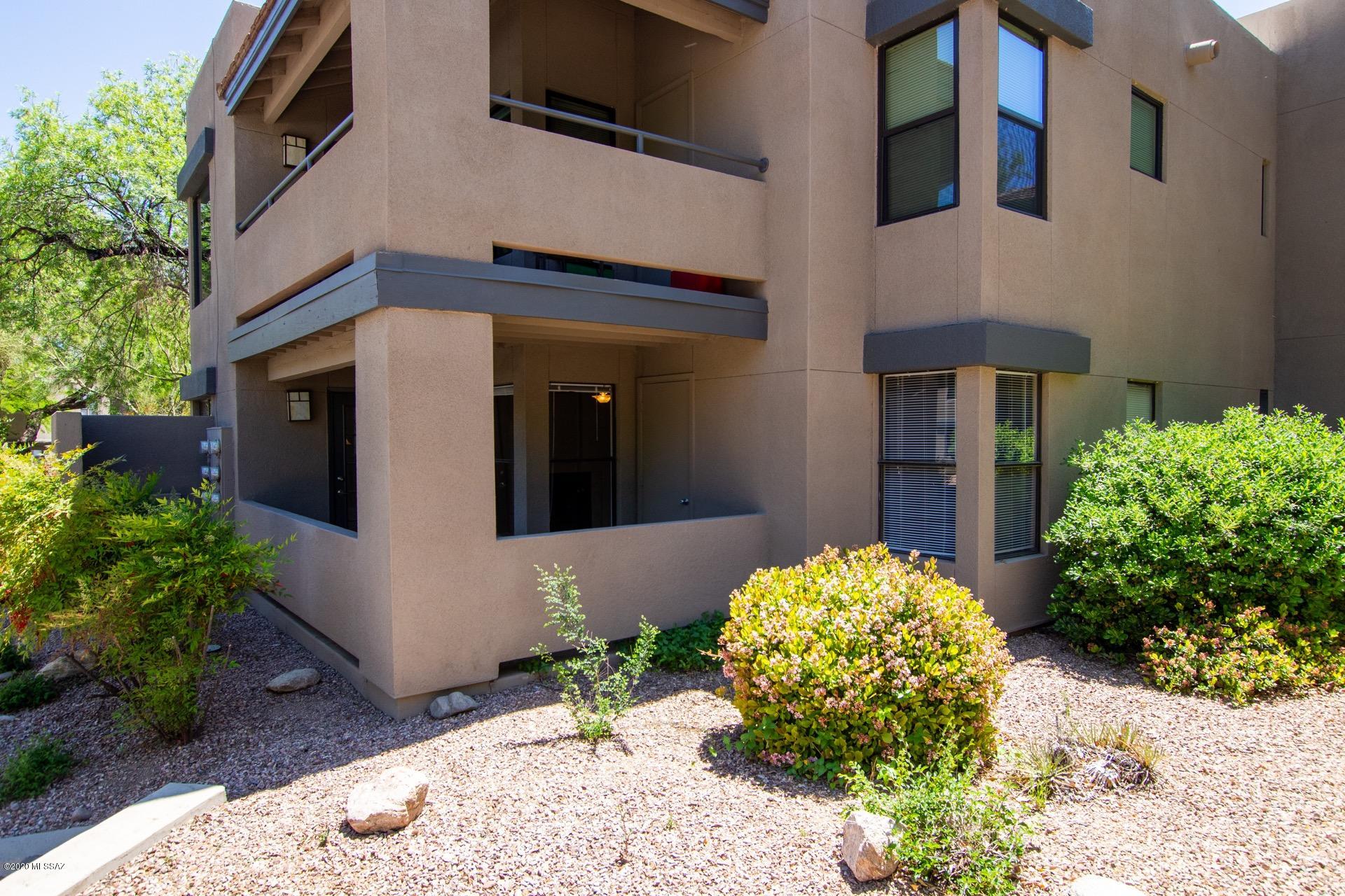 5855 N Kolb Road Unit: 8106