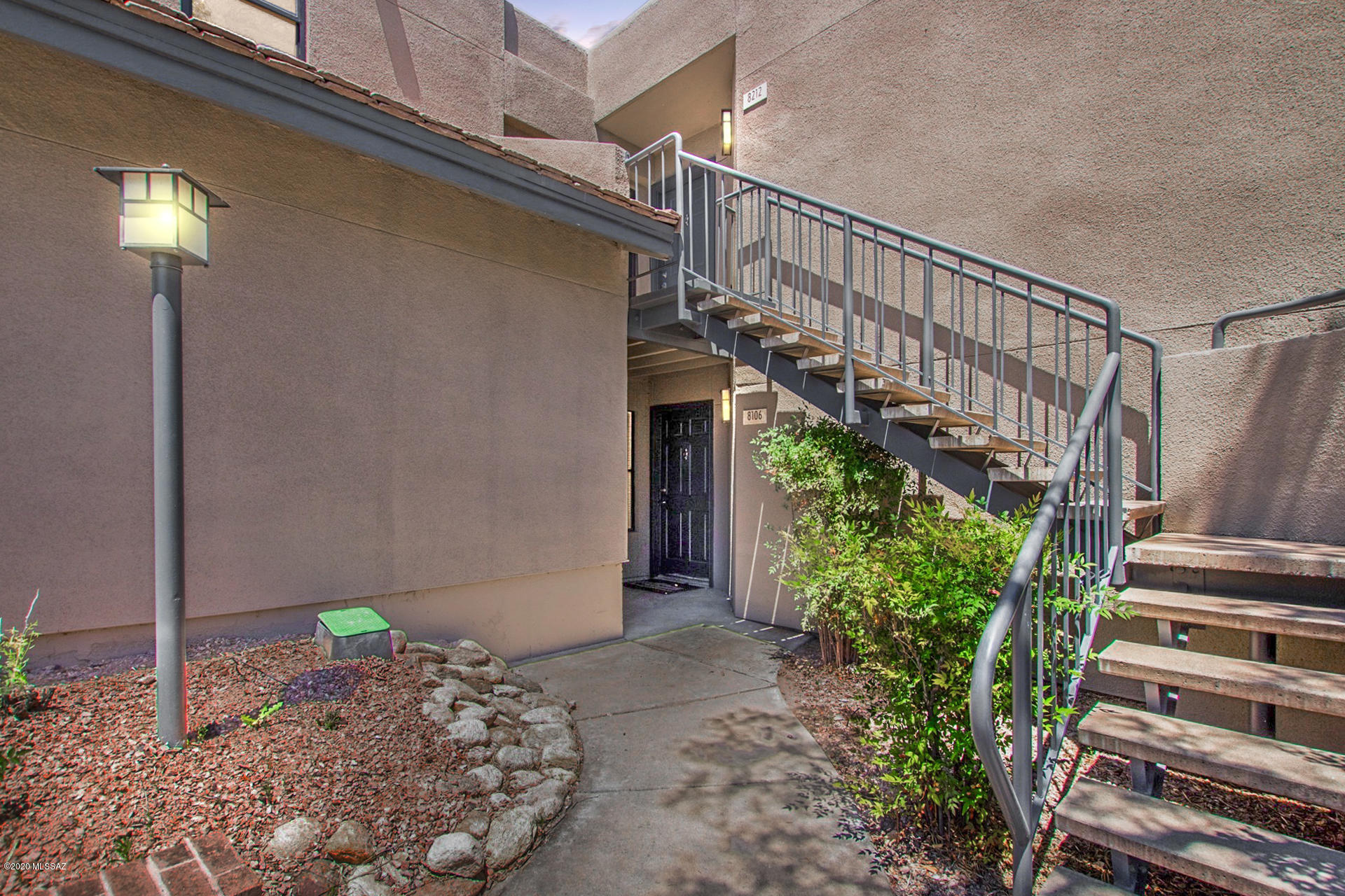 5855 N Kolb Road Unit: 8106