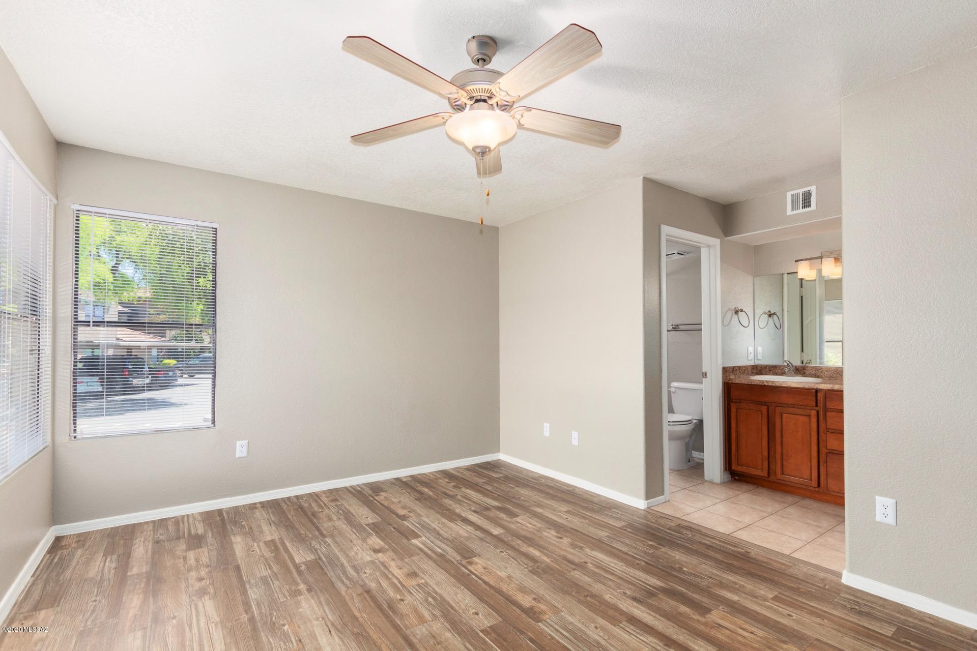 5855 N Kolb Road Unit: 8106