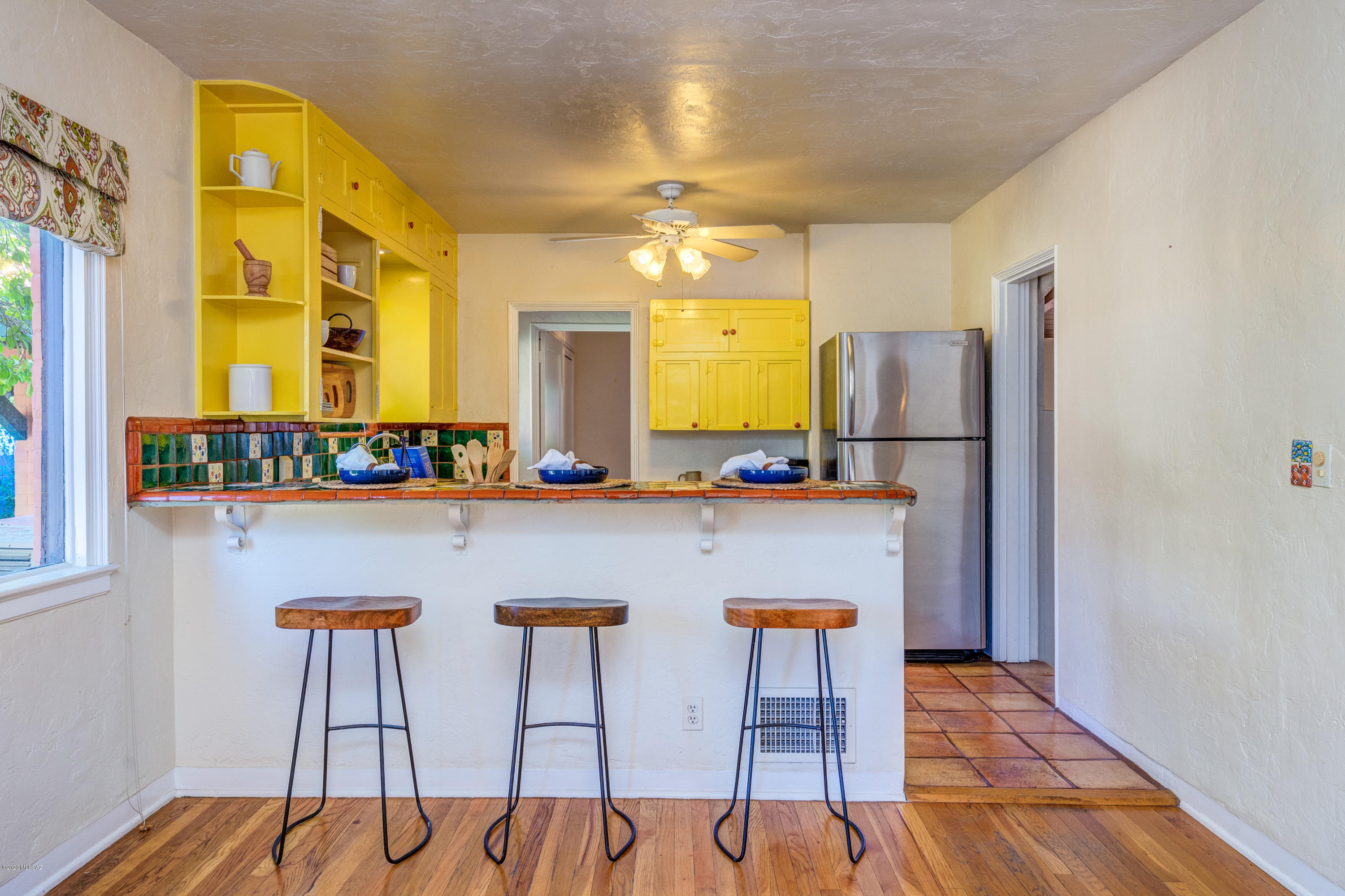 2434 E 8th Street