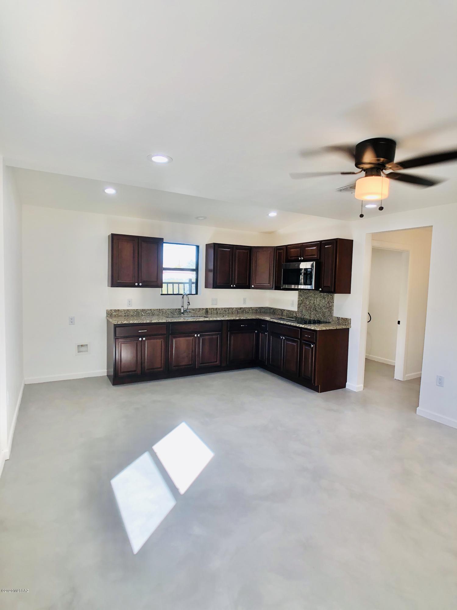 1173 E Seneca Street