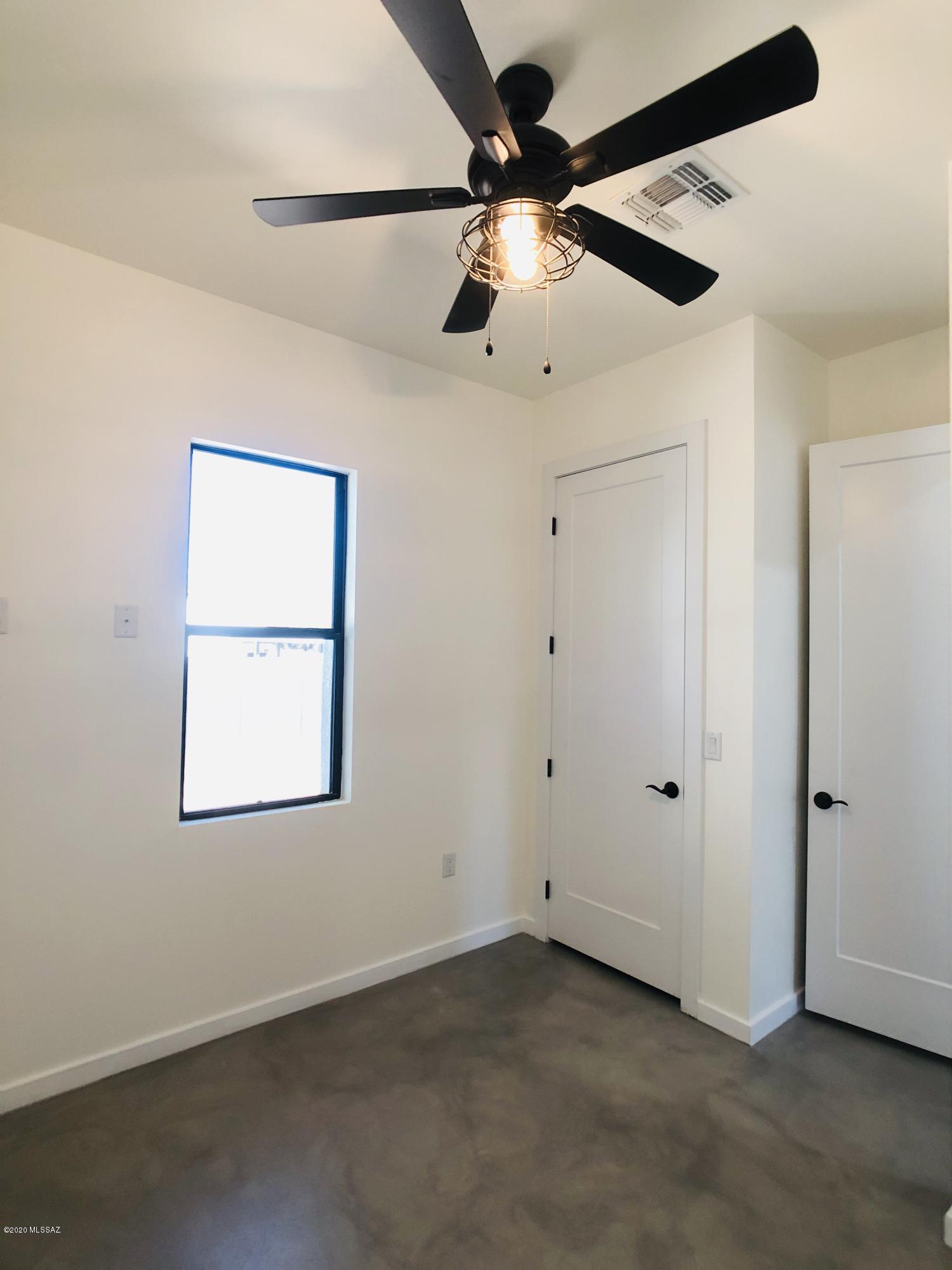 1173 E Seneca Street