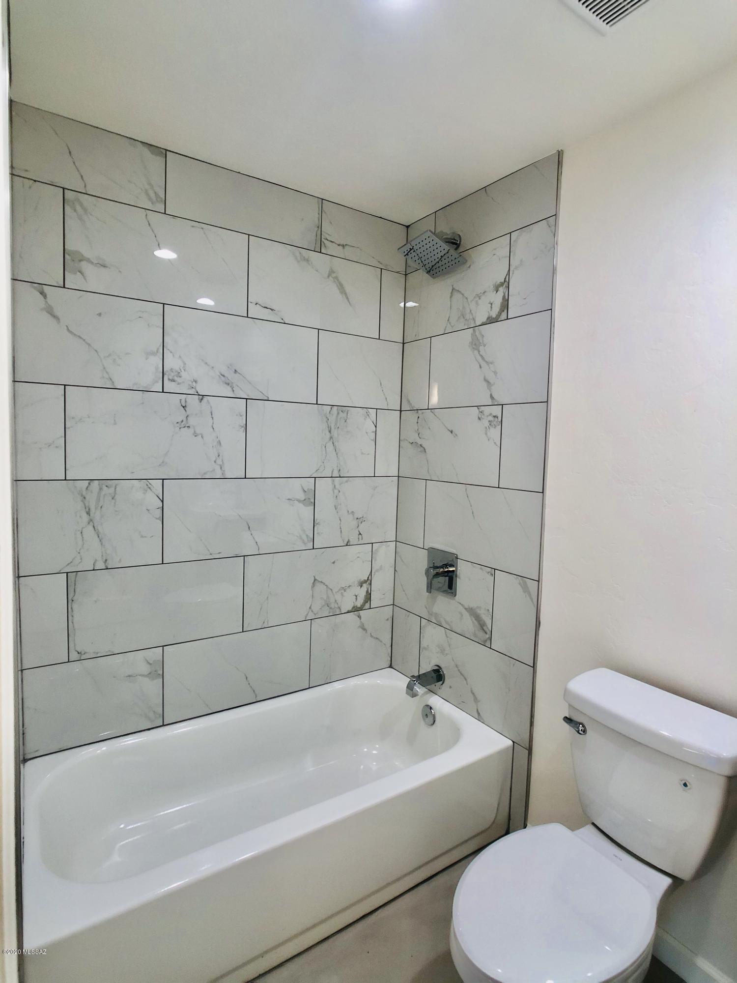 1173 E Seneca Street