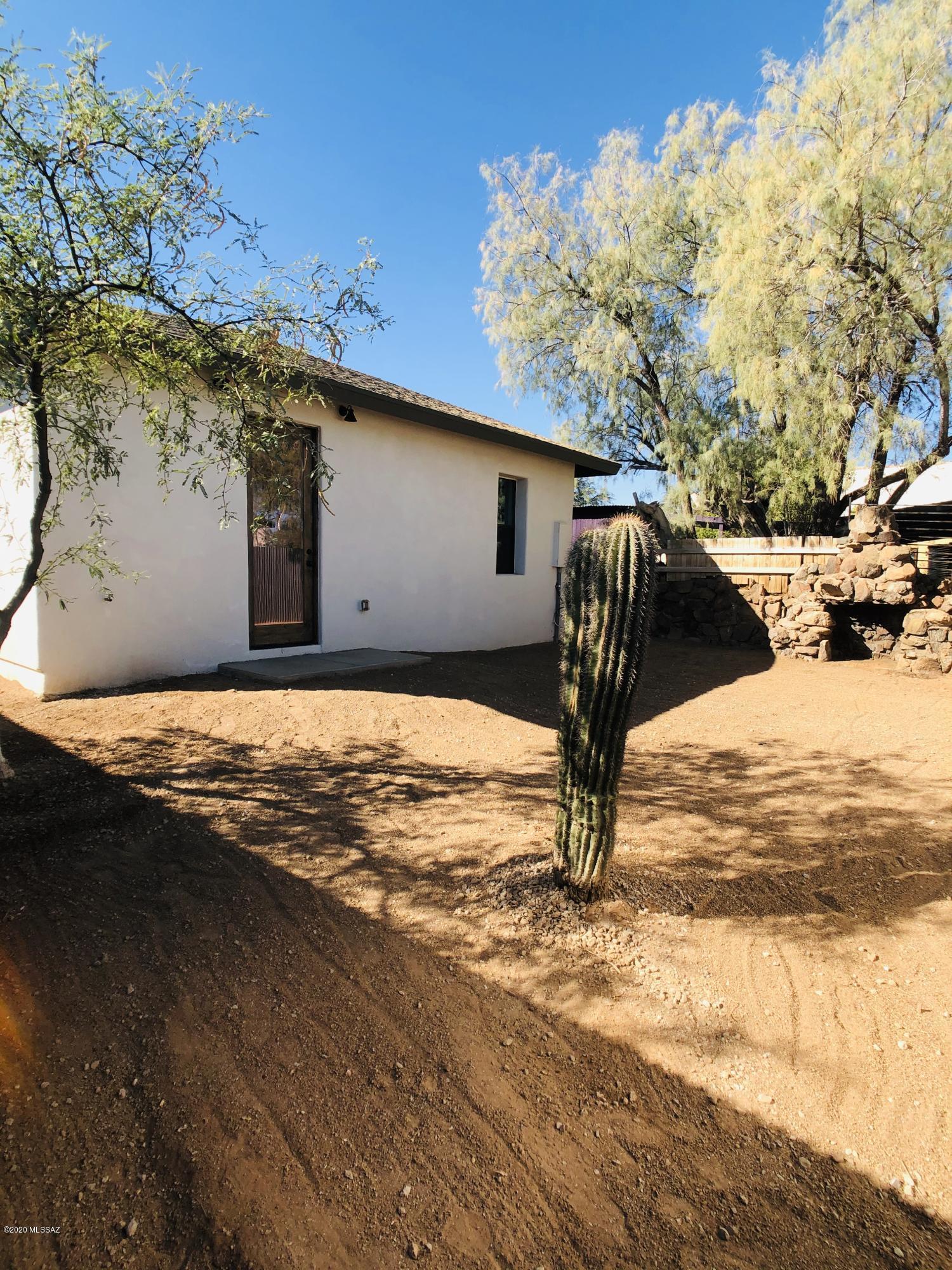 1173 E Seneca Street