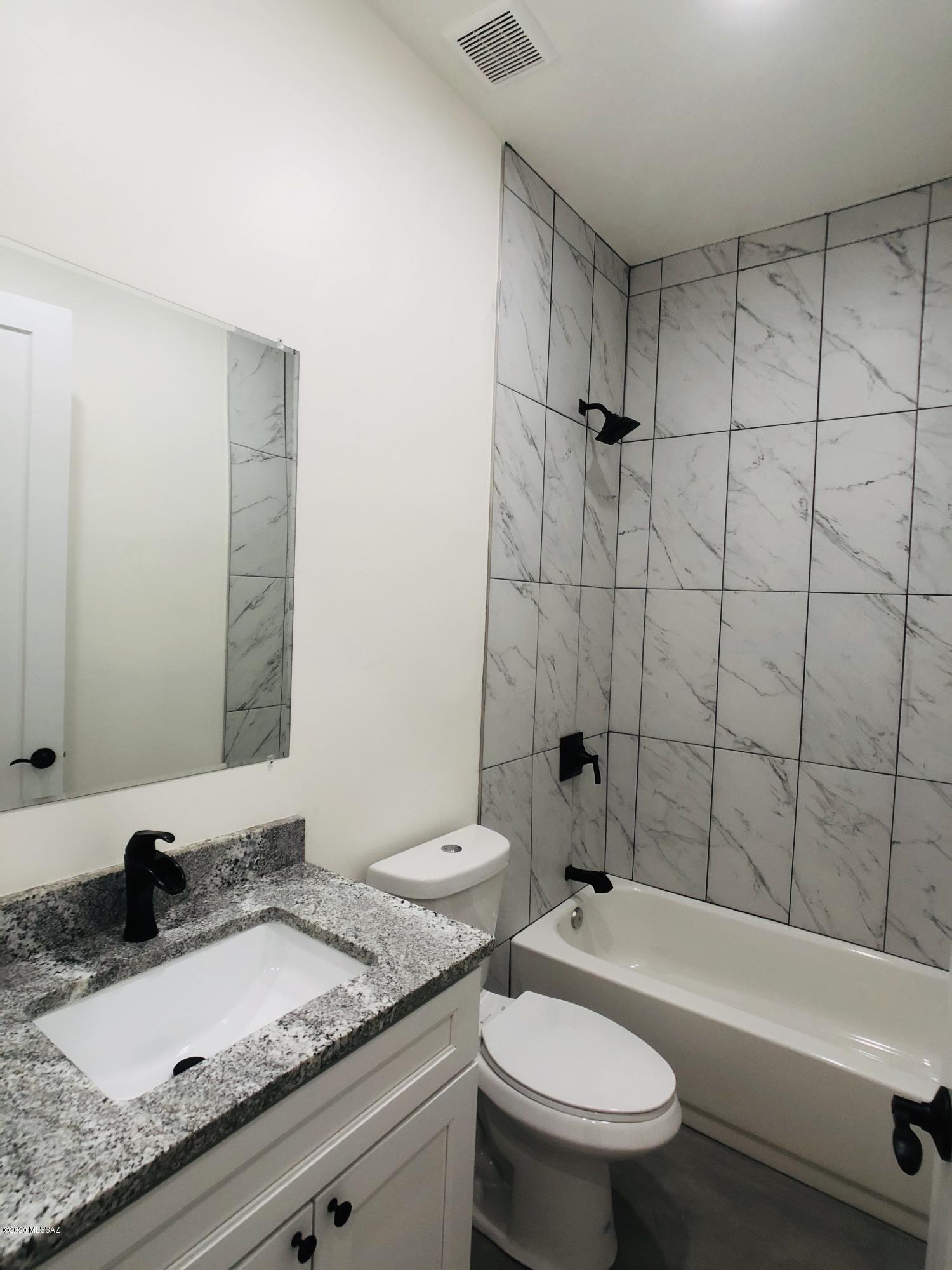 1173 E Seneca Street