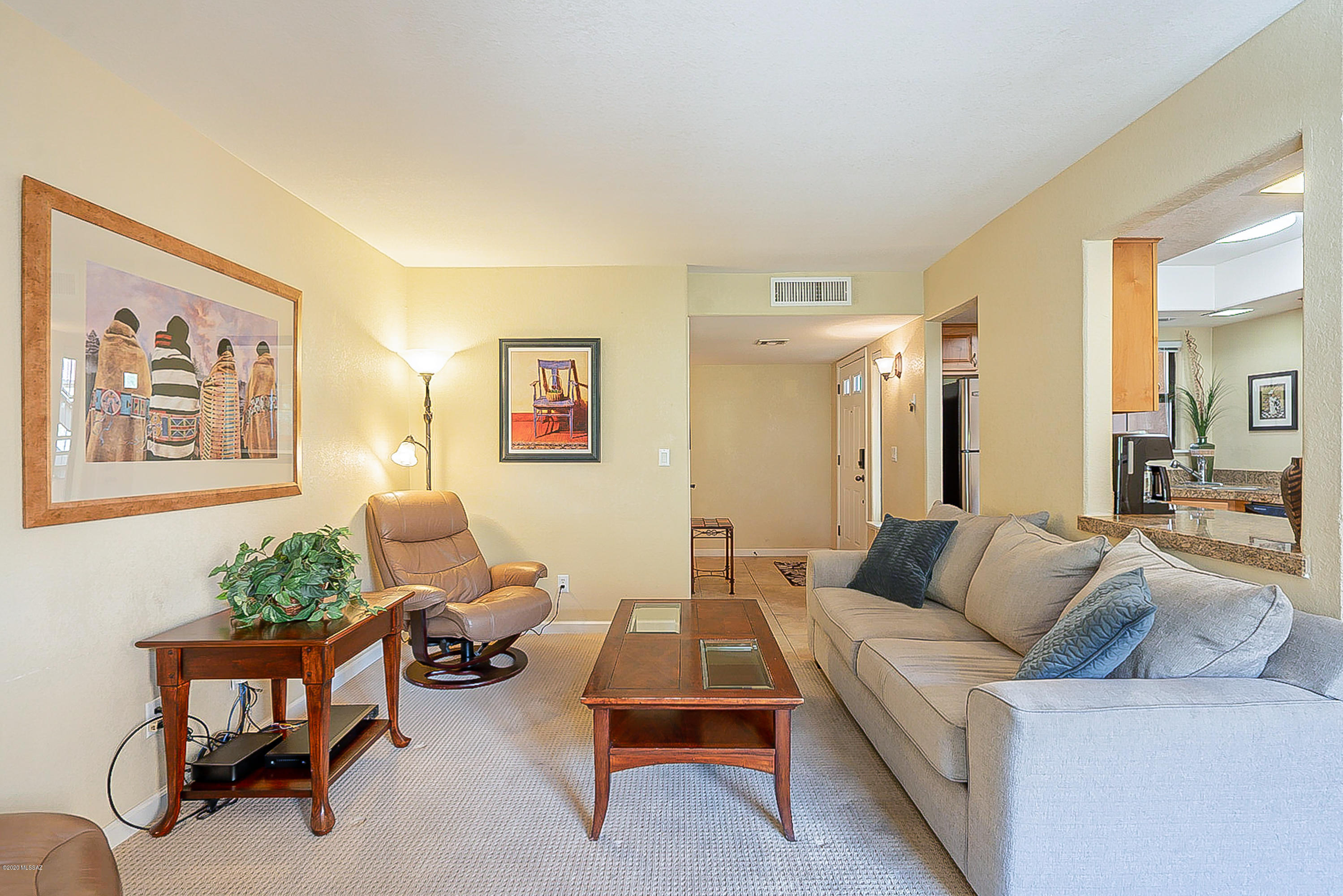 6651 N Campbell Avenue Unit: 127