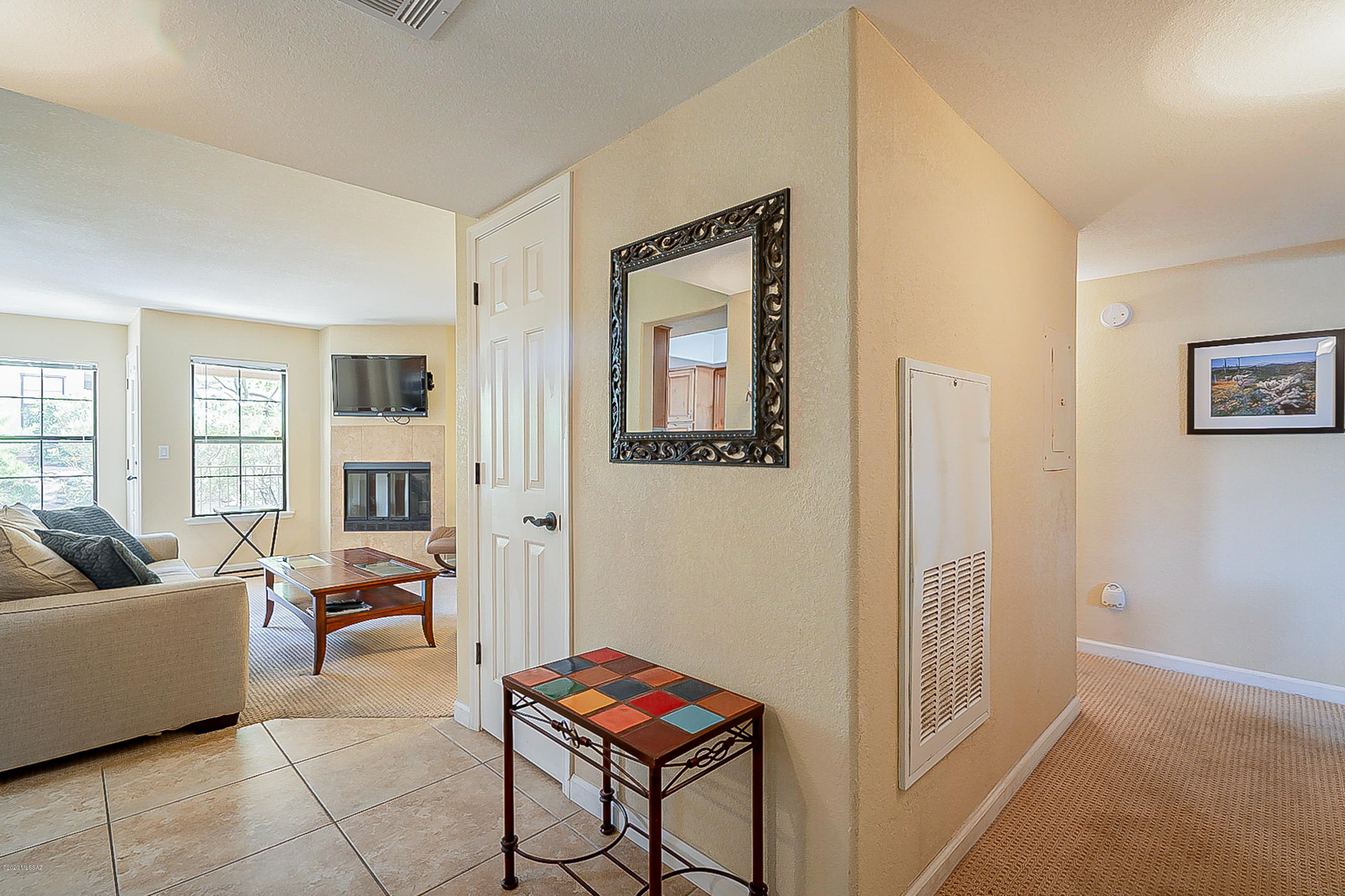 6651 N Campbell Avenue Unit: 127