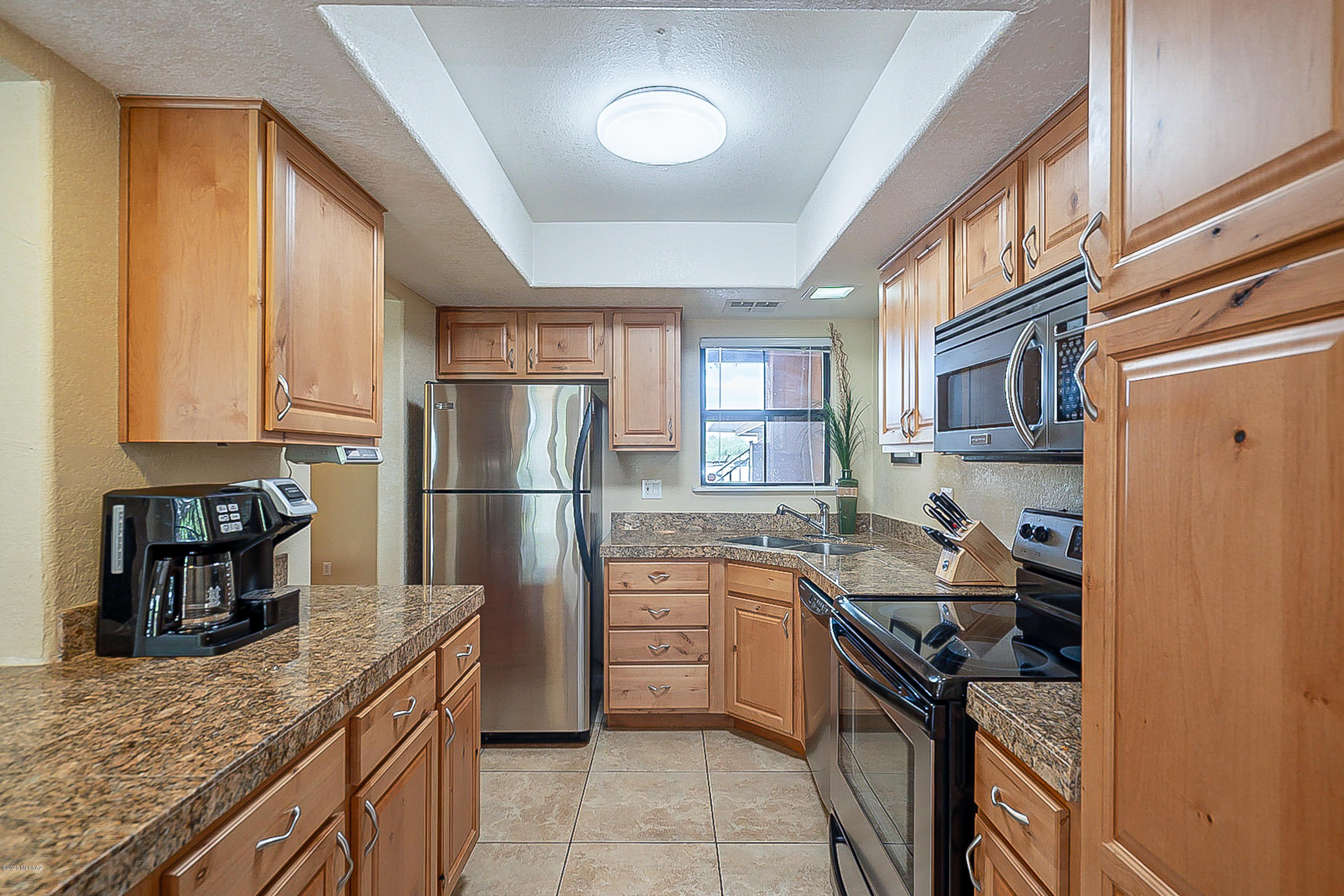 6651 N Campbell Avenue Unit: 127