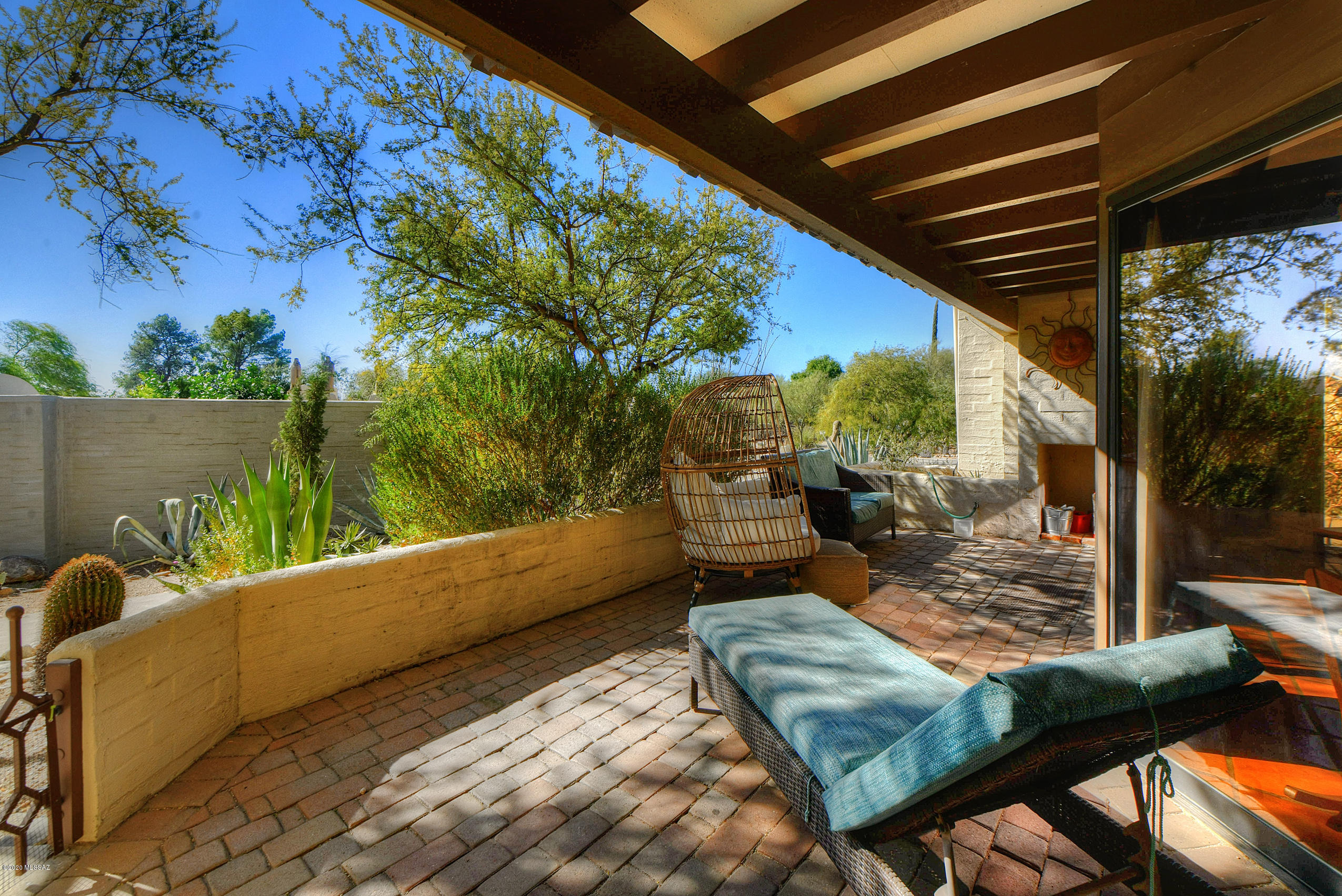 2600 E Skyline Drive Unit: 9