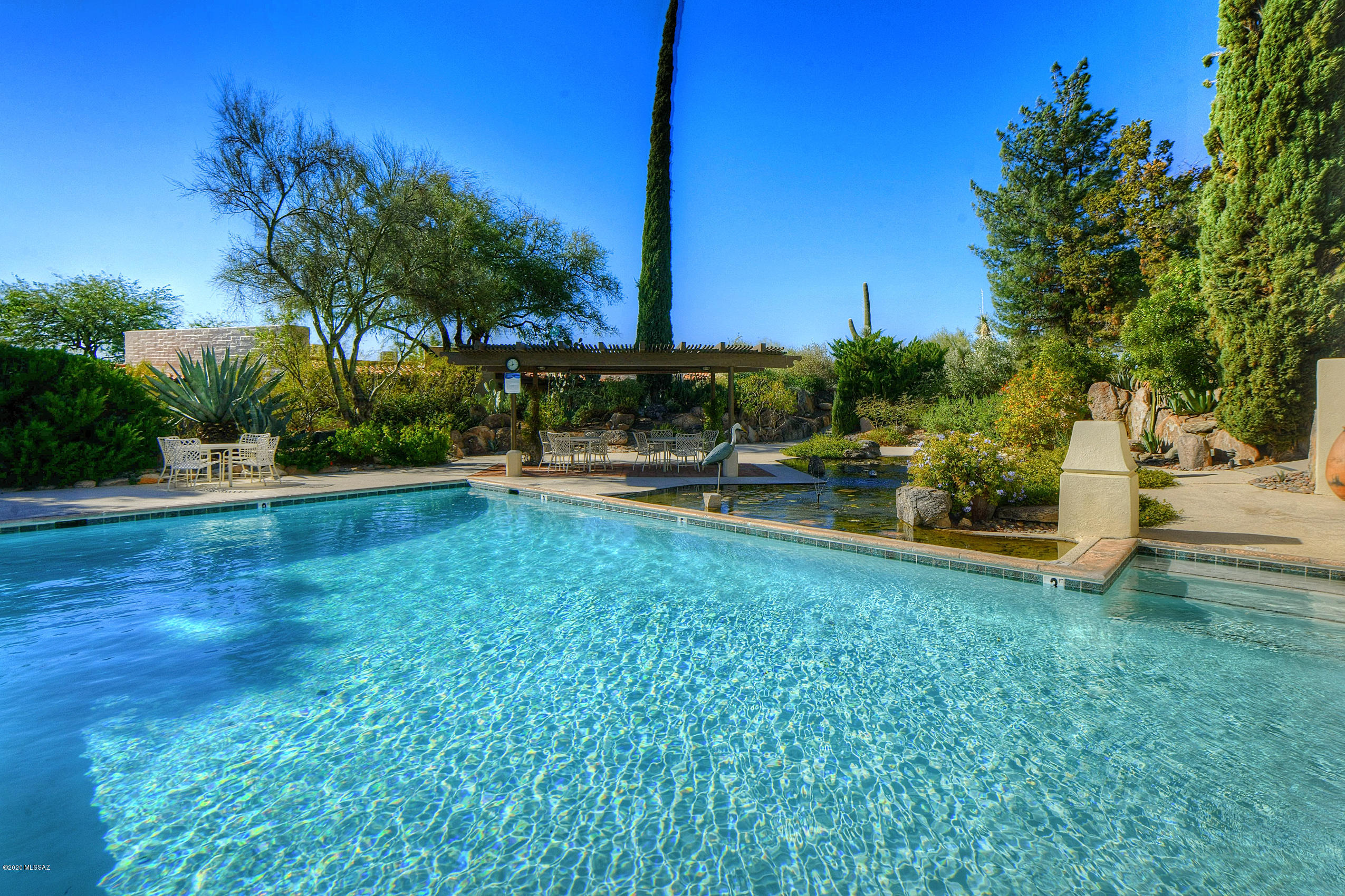 2600 E Skyline Drive Unit: 9
