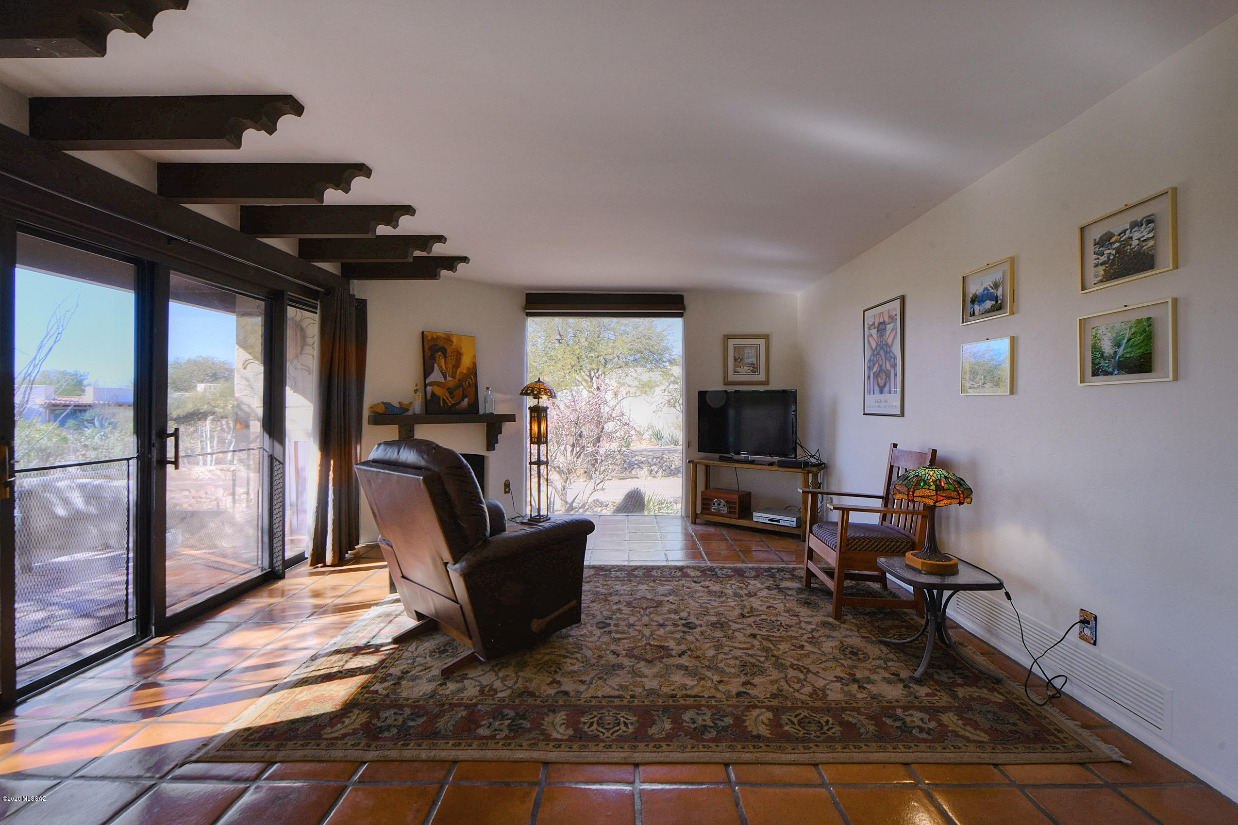2600 E Skyline Drive Unit: 9
