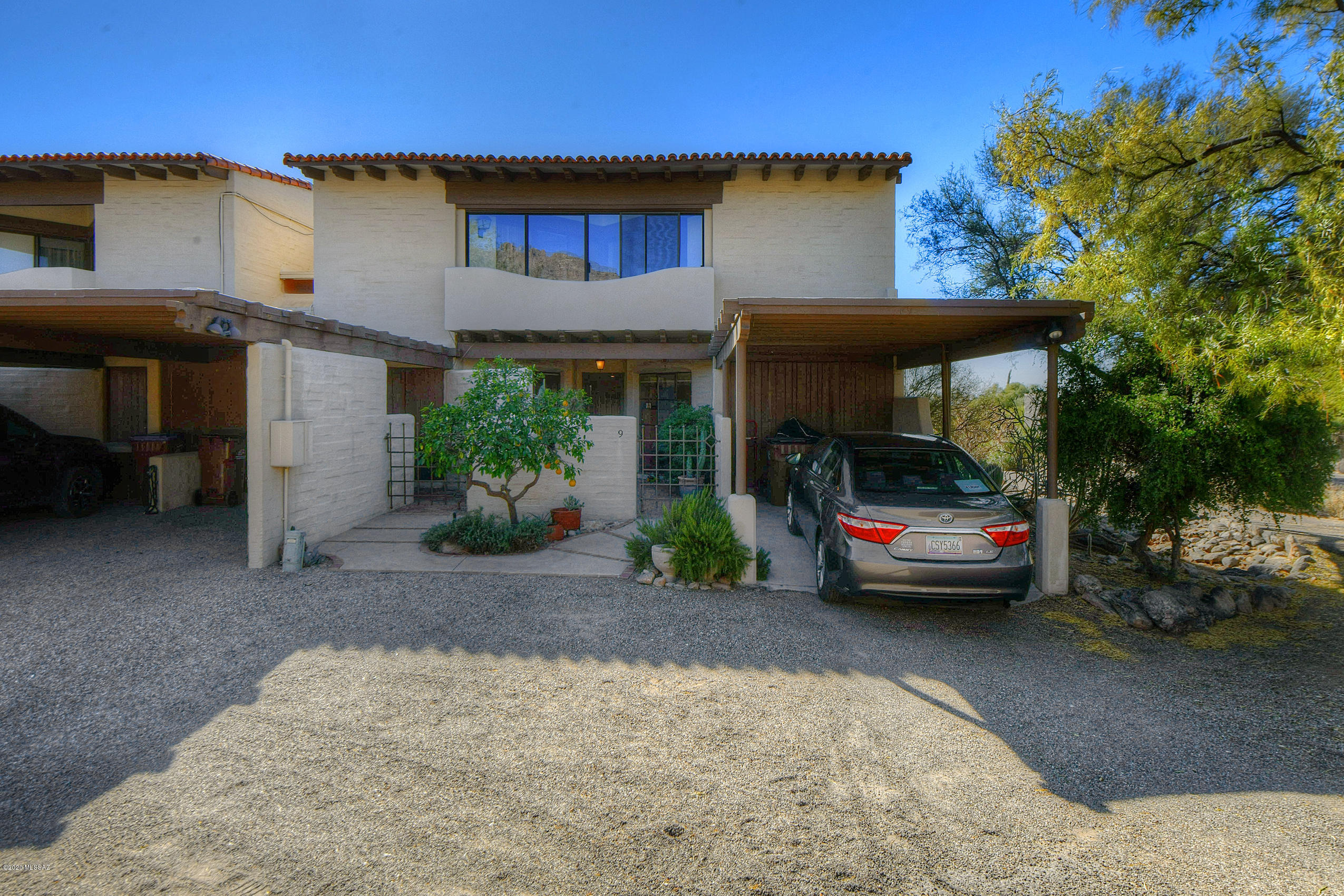 2600 E Skyline Drive Unit: 9