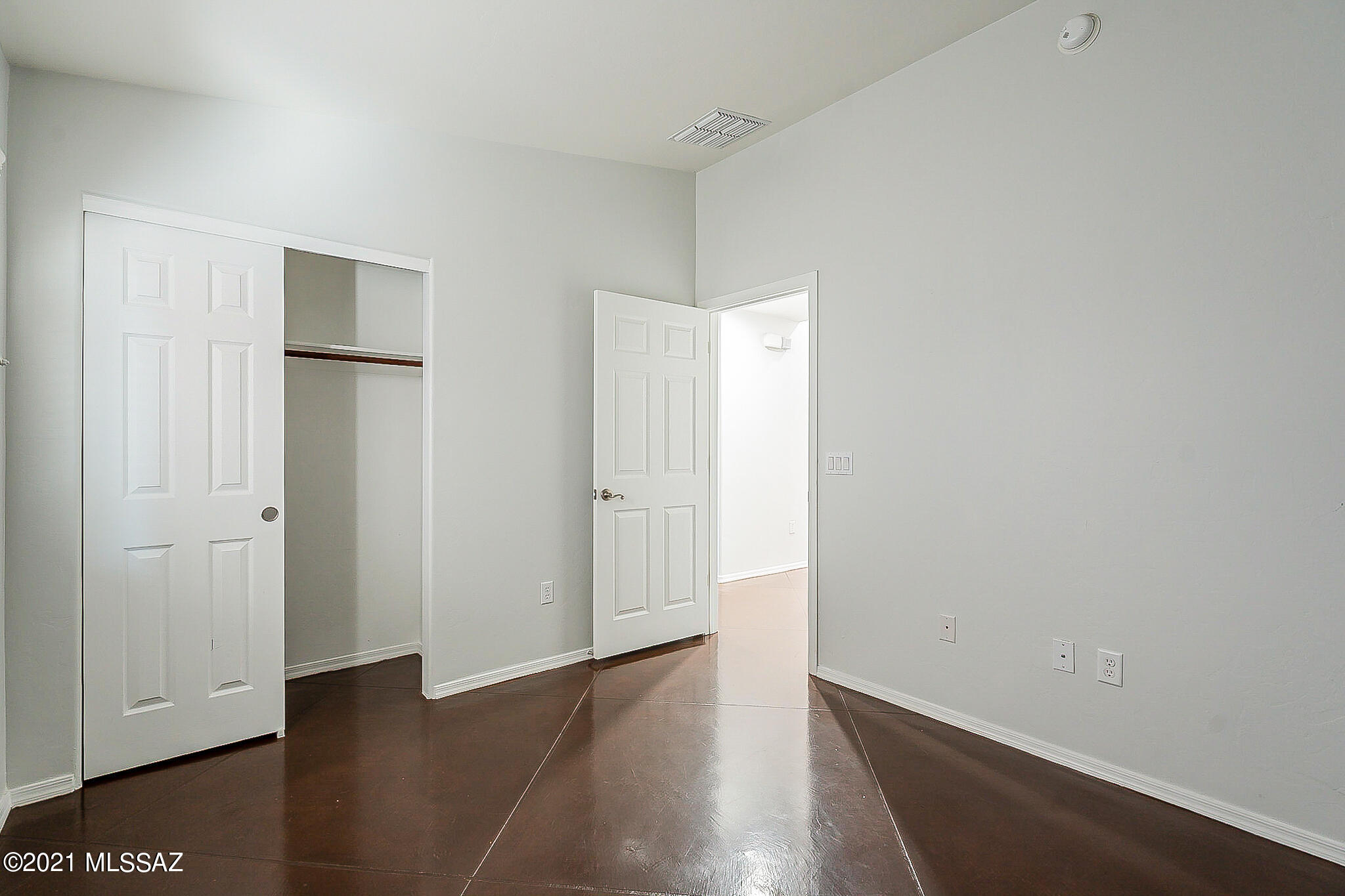 6684 S Blue Wing Drive