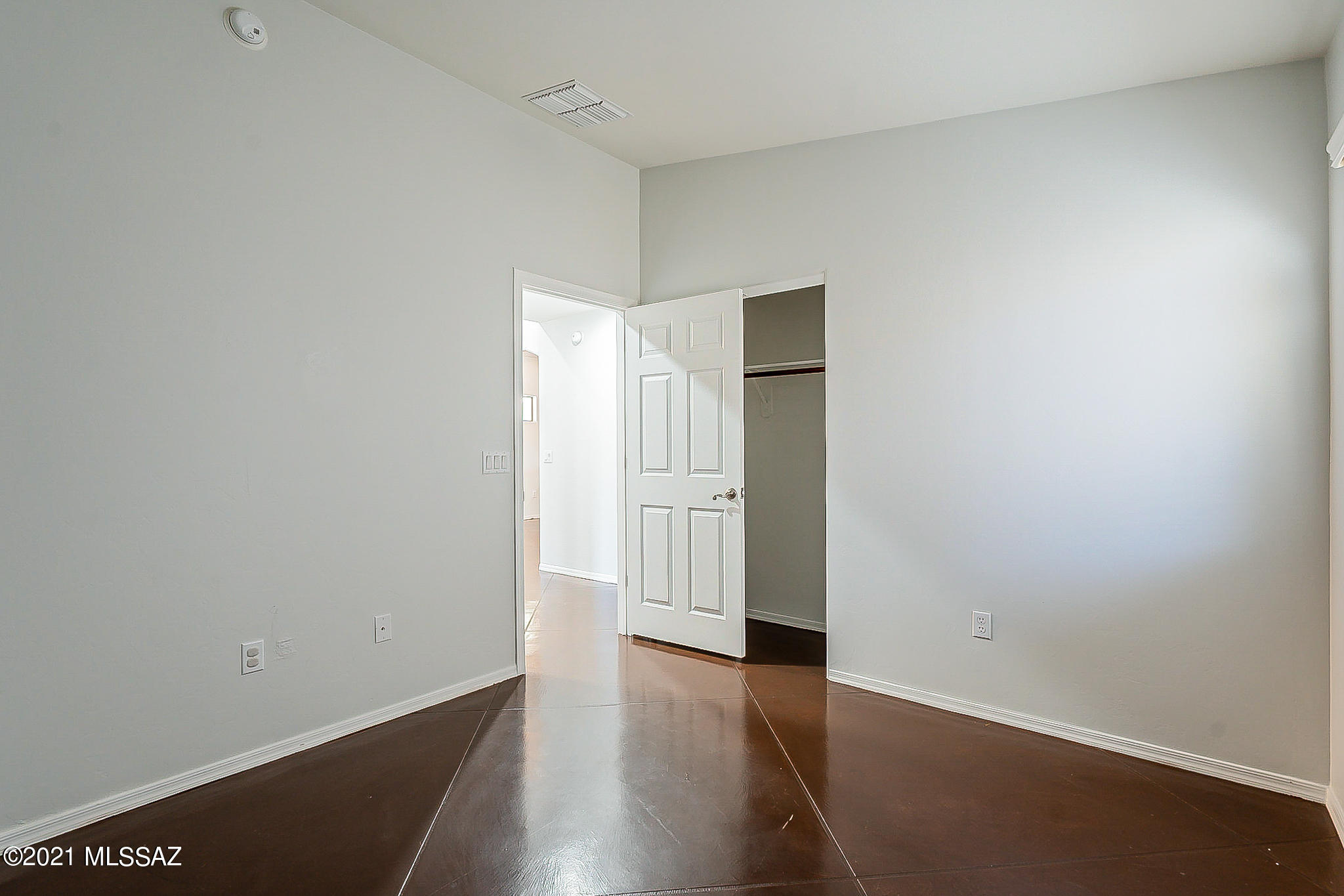 6684 S Blue Wing Drive