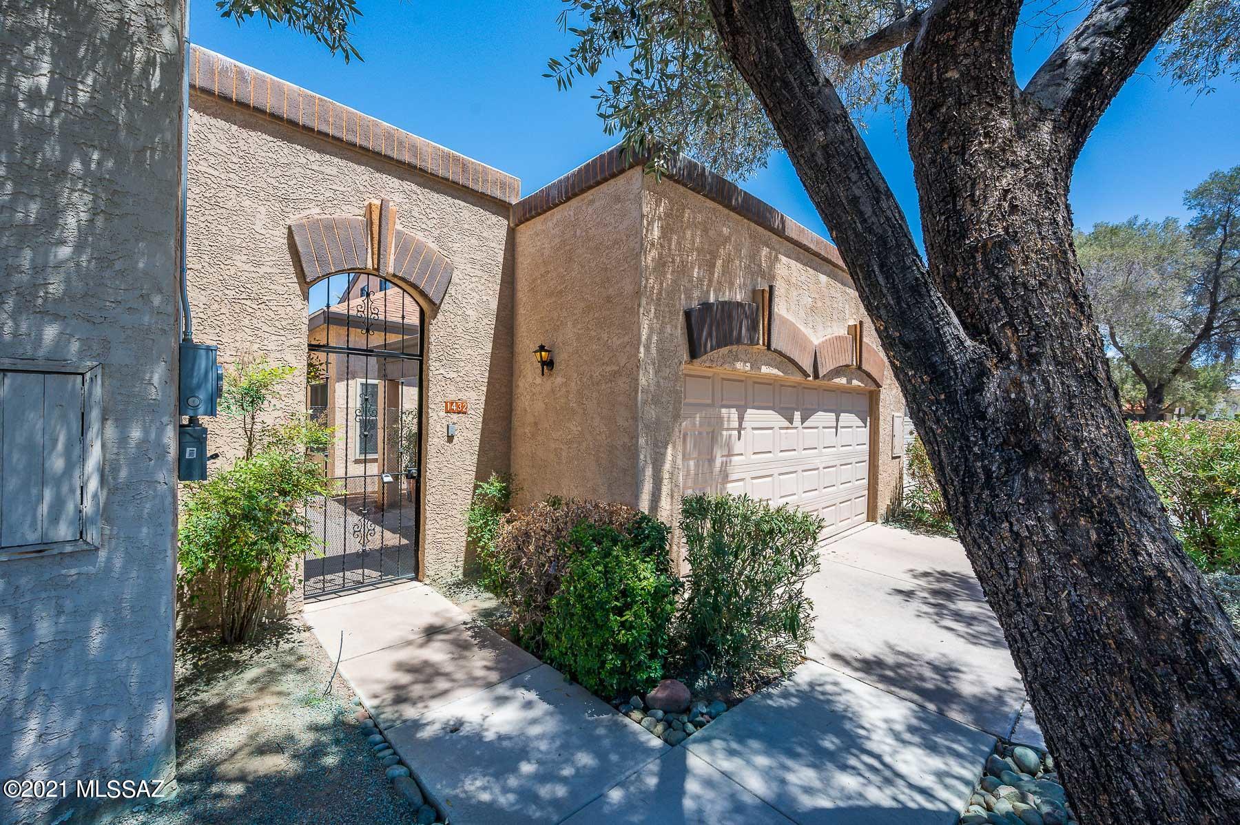 1432 W Calle Gallego